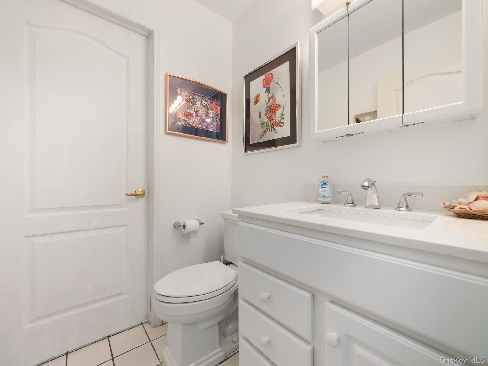 #17 photo, 2 Windsor Circle, New City , NY 10956