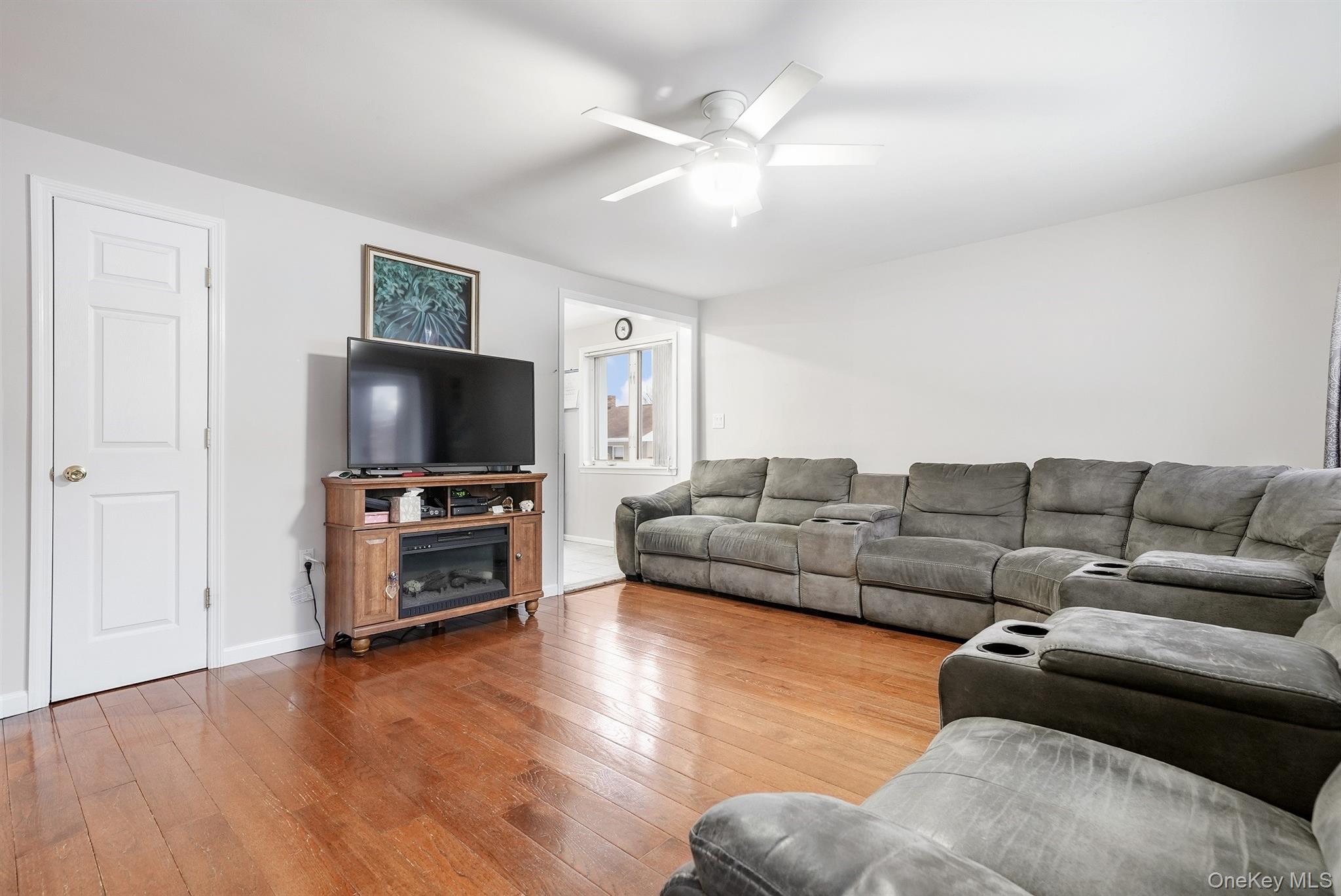 #5 photo, 131 W Washington Avenue, Pearl River , NY 10965