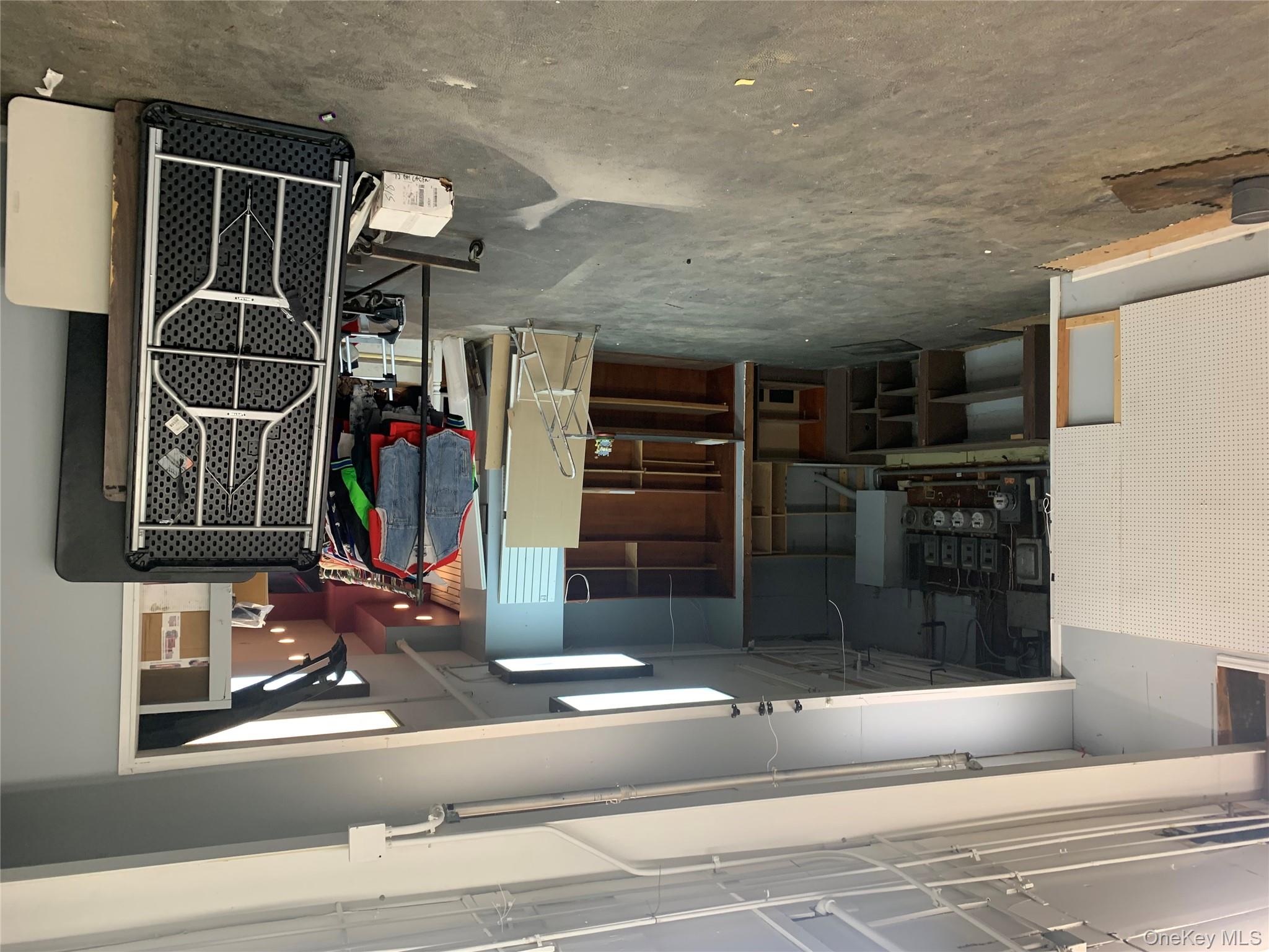 #4 photo, 10 Willowdale Avenue, Port Washington , NY 11050