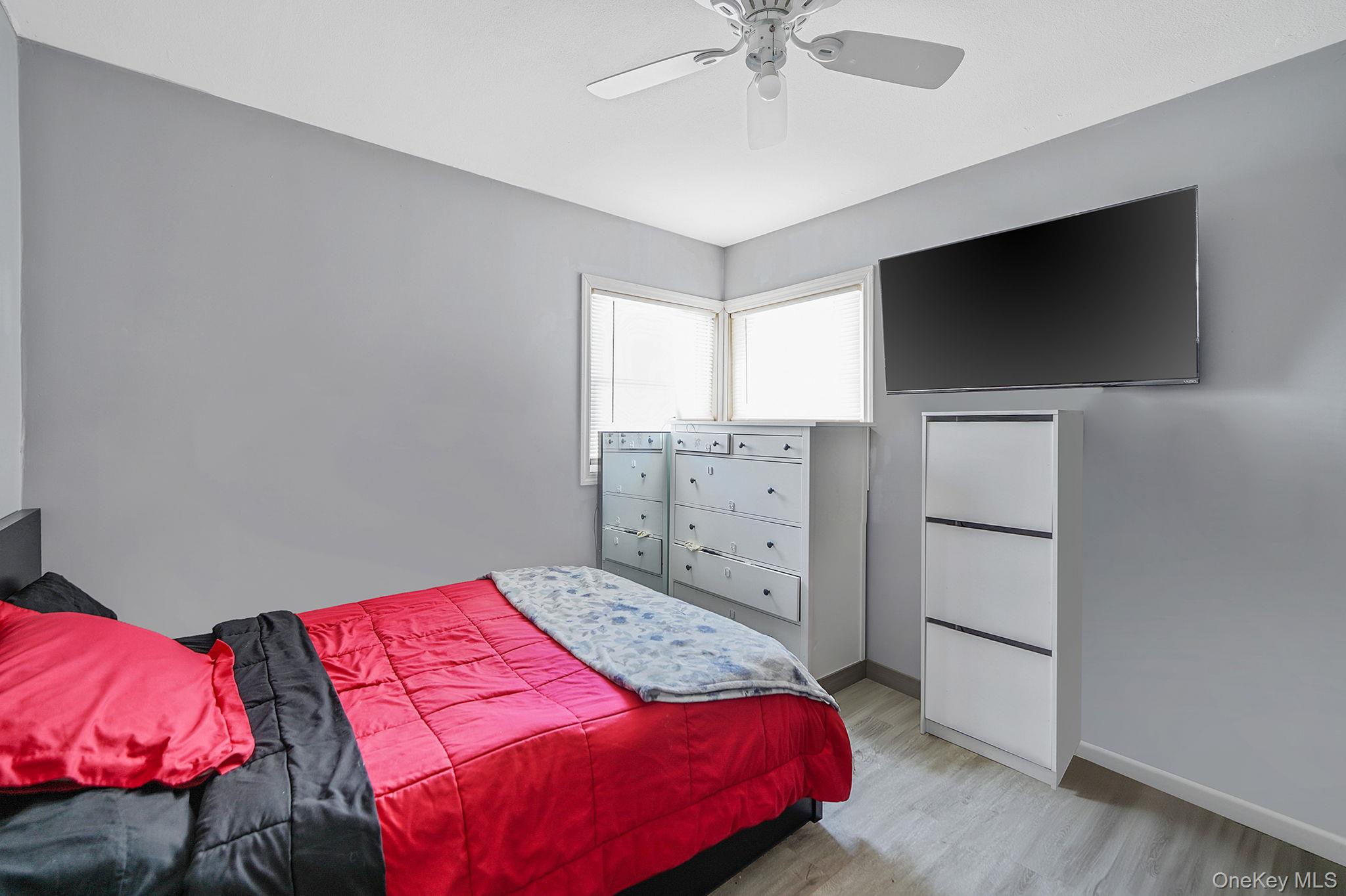 #15 photo, 22 Eisenhower Avenue, Brentwood , NY 11717