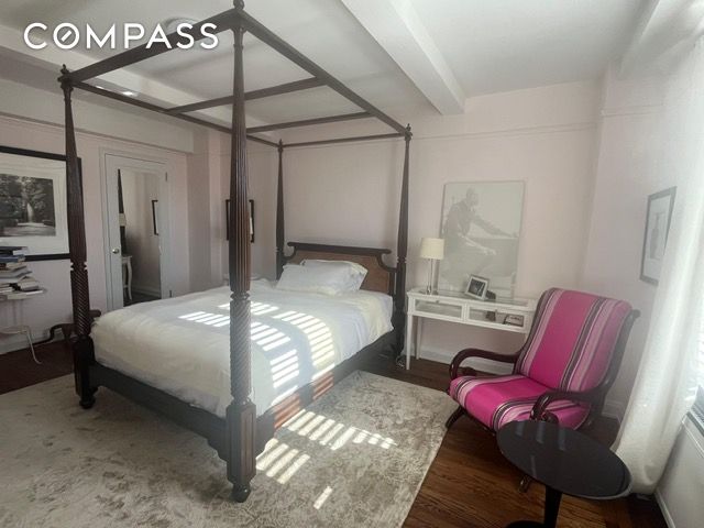 #12 photo, New York City, Chelsea , NY 10011