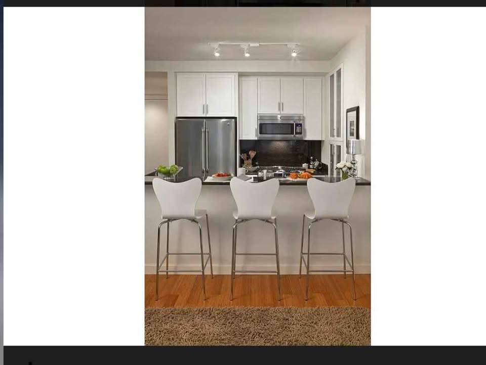 #4 photo, 320 w 38th St, New York , NY 10018