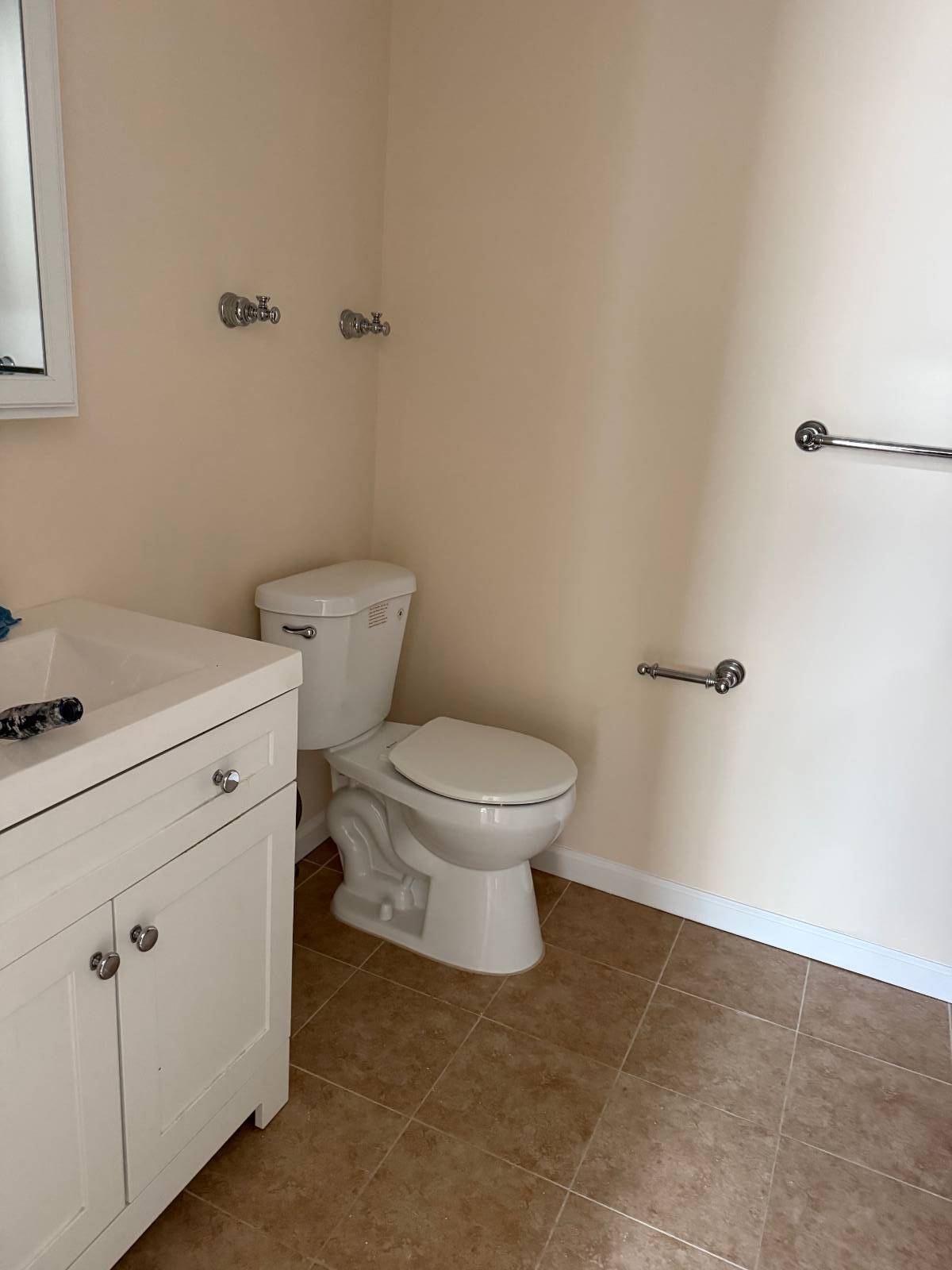 #6 photo, 15 Granada Crescent, White Plains , NY 10603