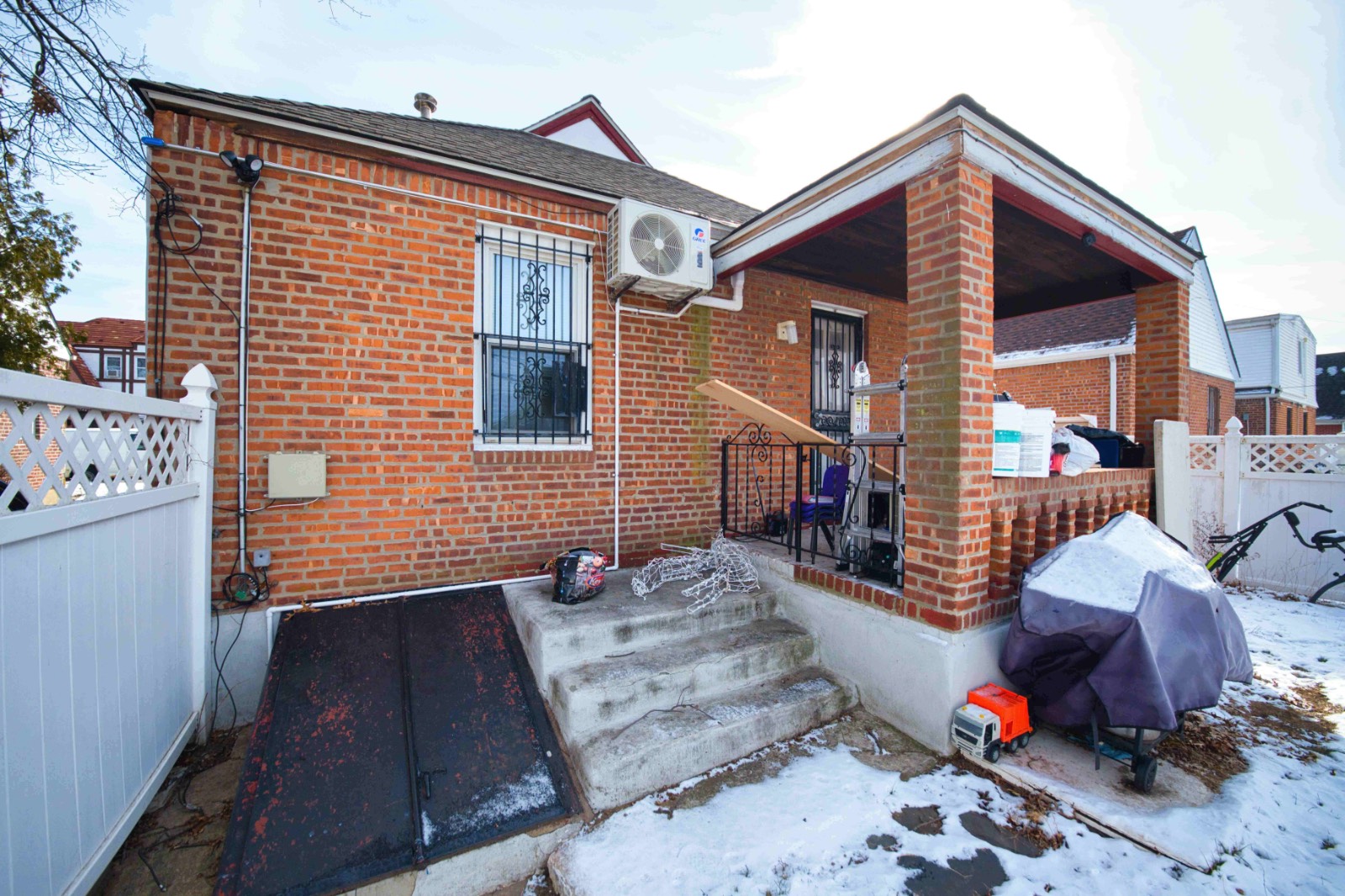 #53 photo, 130-12 224th Street, Laurelton , NY 11413