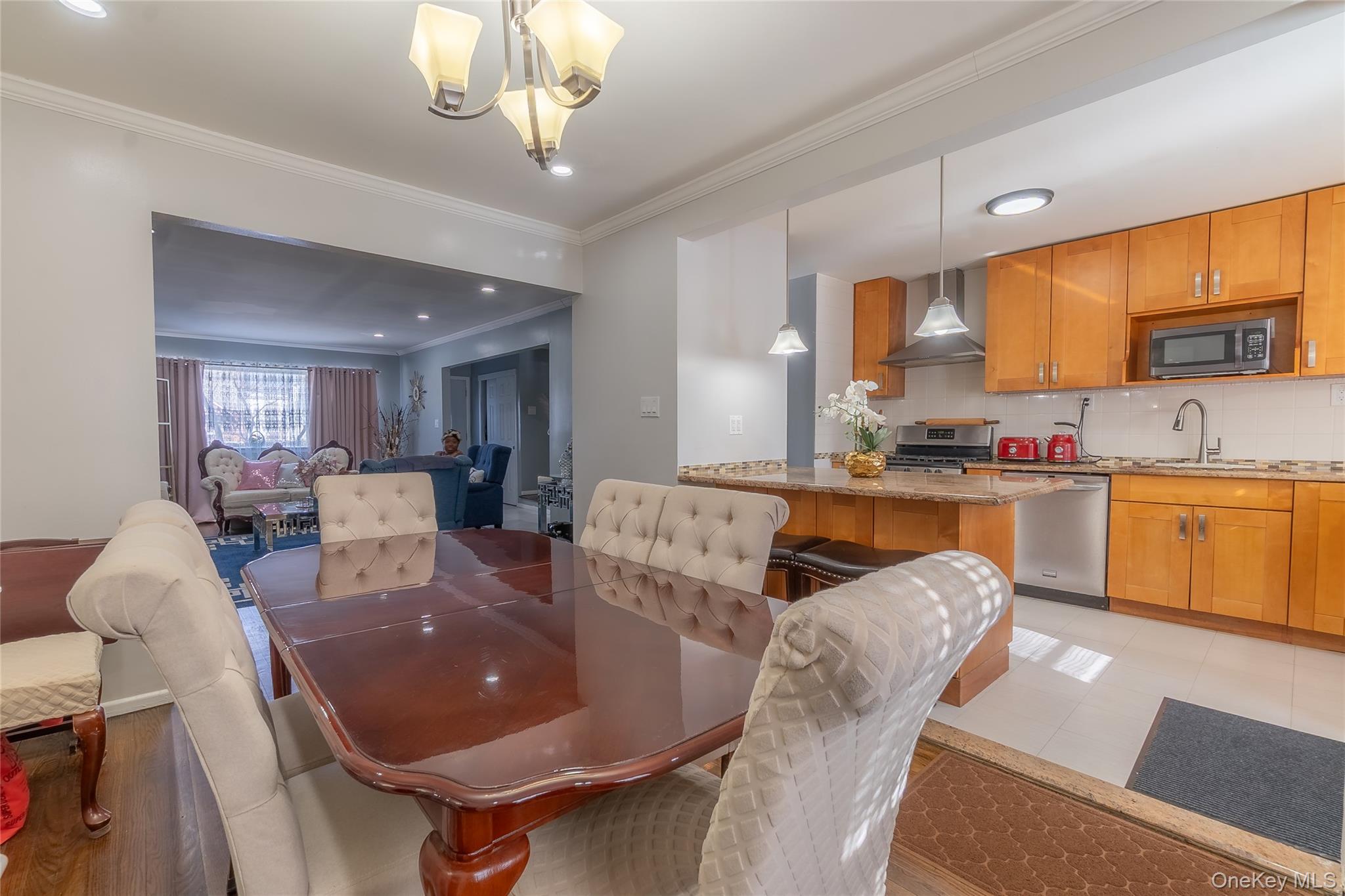 #12 photo, 25708 147th Avenue, Rosedale , NY 11422