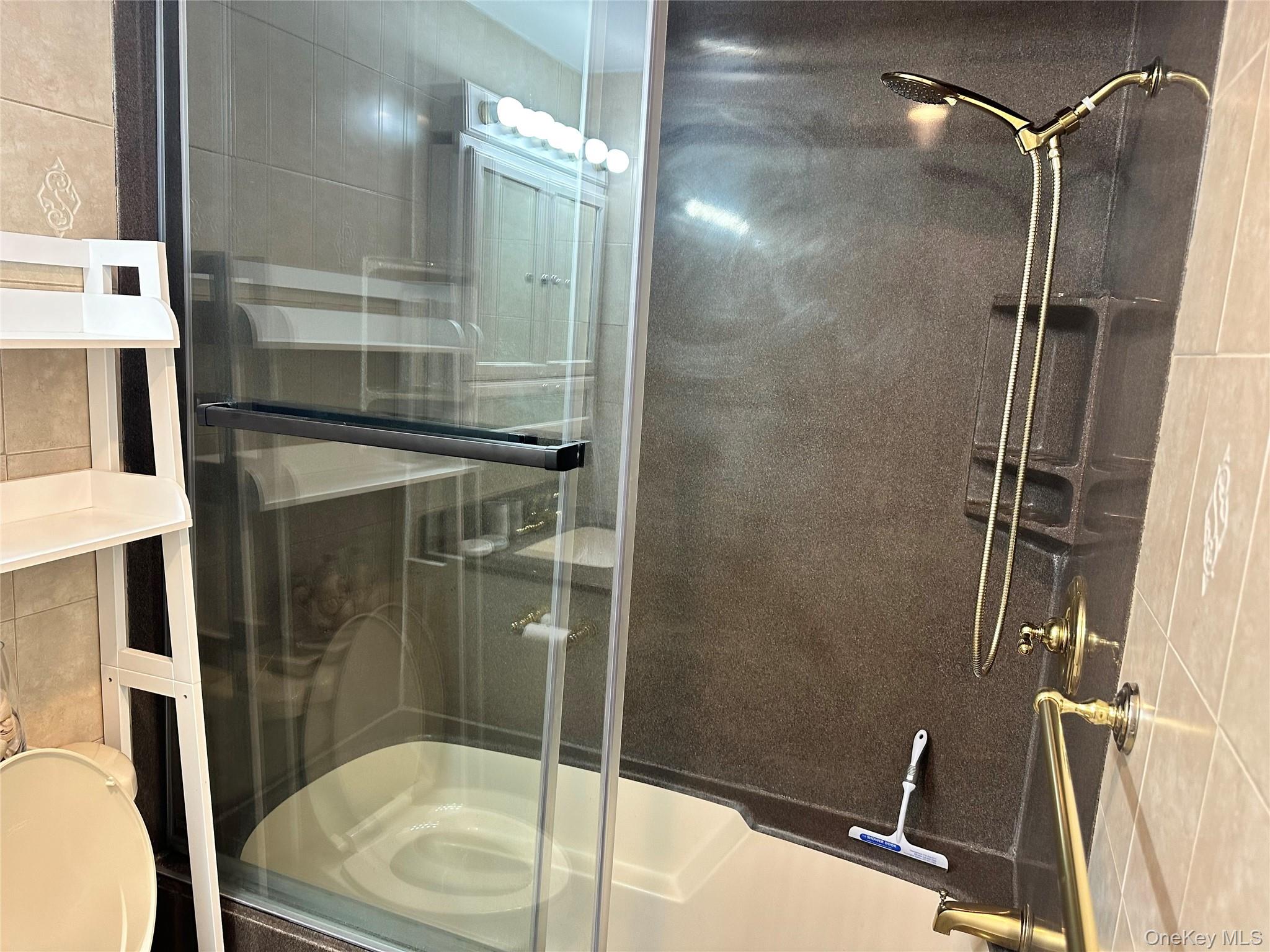 #7 photo, 12 Bunnell Place, West Babylon , NY 11704