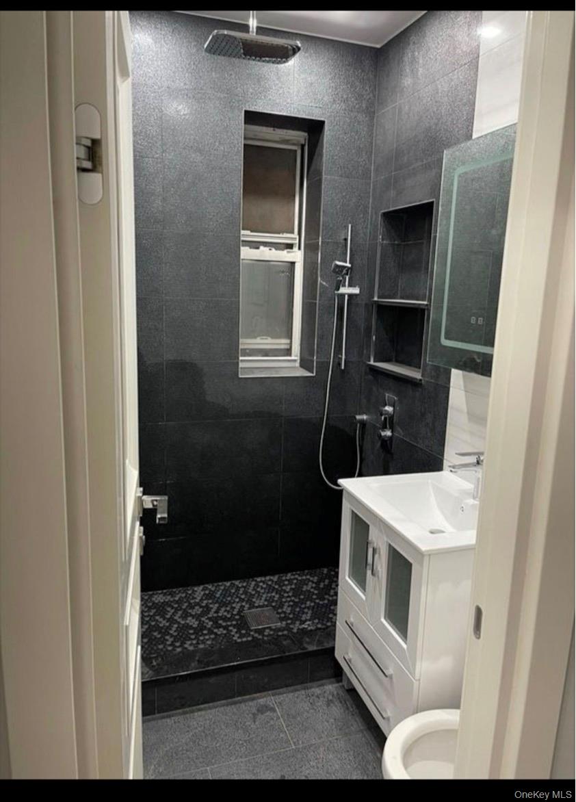 #4 photo, 6766 108th Street, Forest Hills , NY 11375