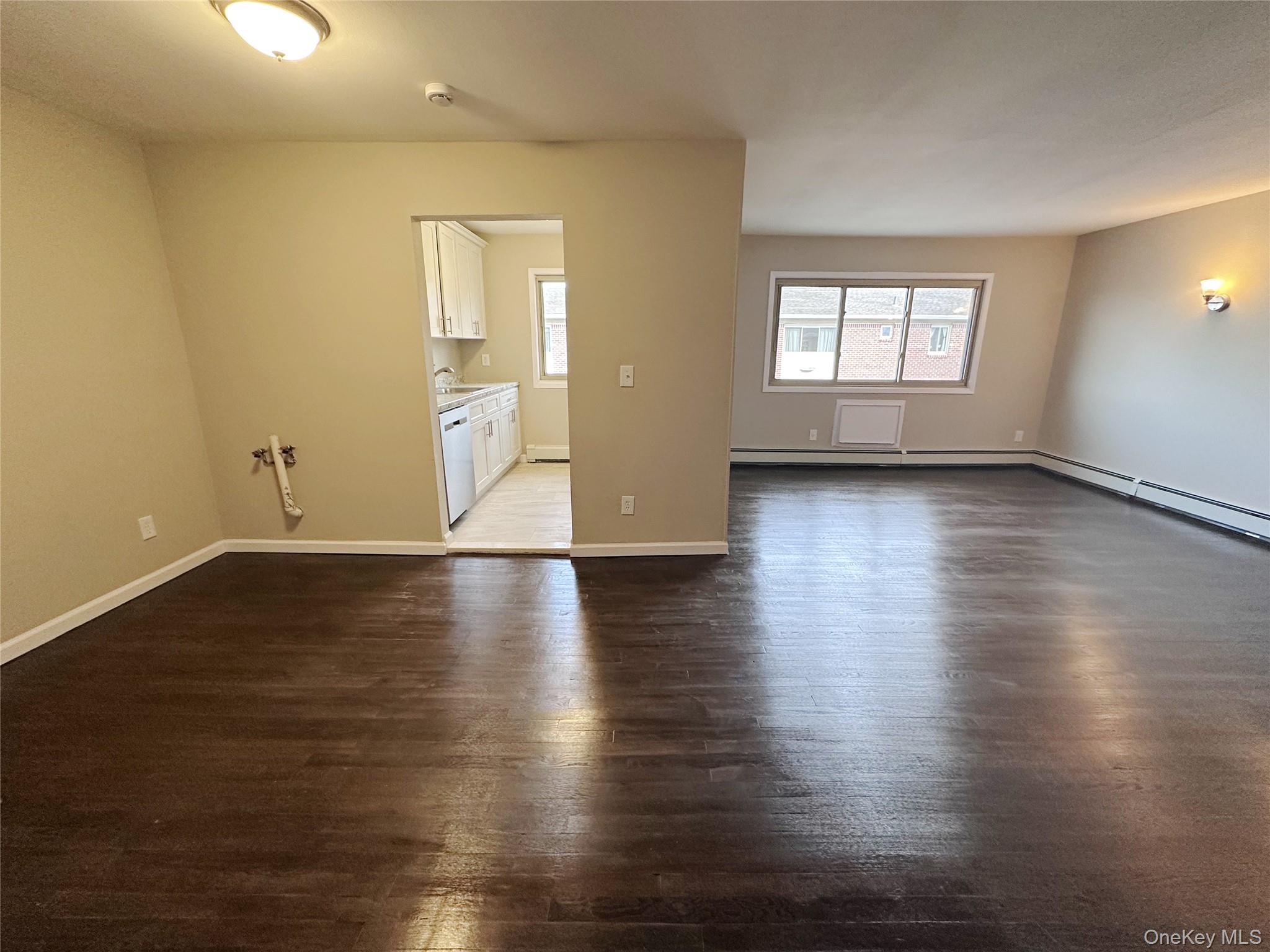 #10 photo, 2499 UNION Boulevard, Islip , NY 11751