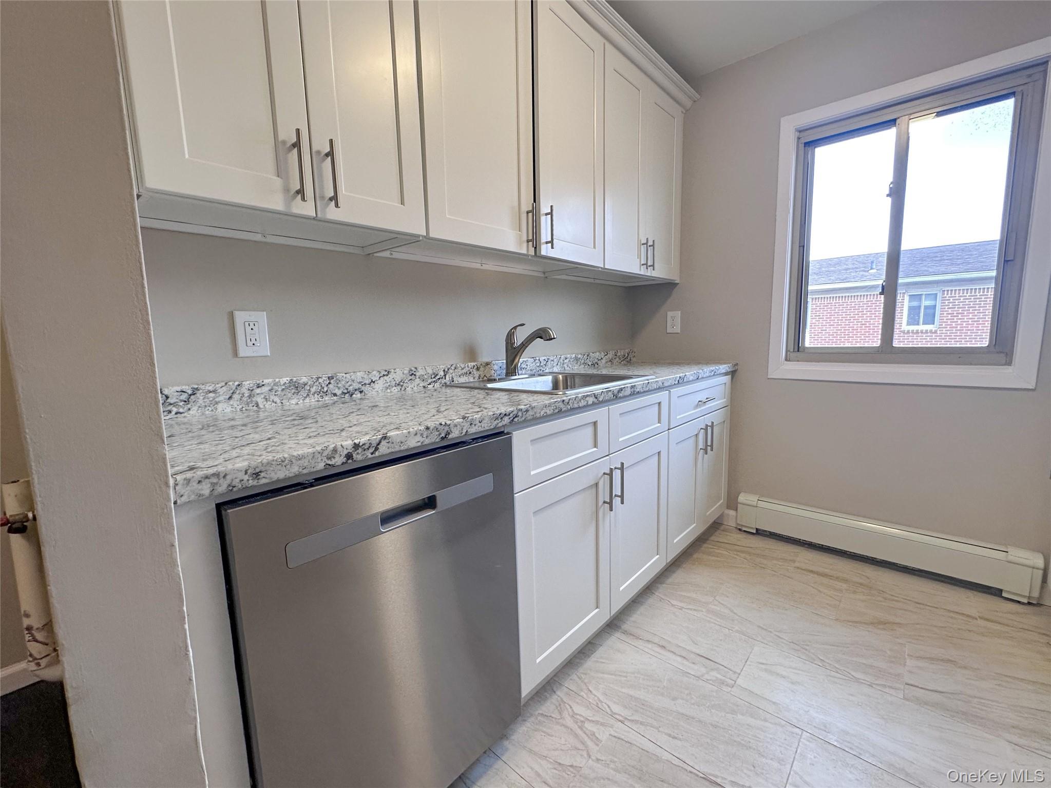 #14 photo, 2499 UNION Boulevard, Islip , NY 11751