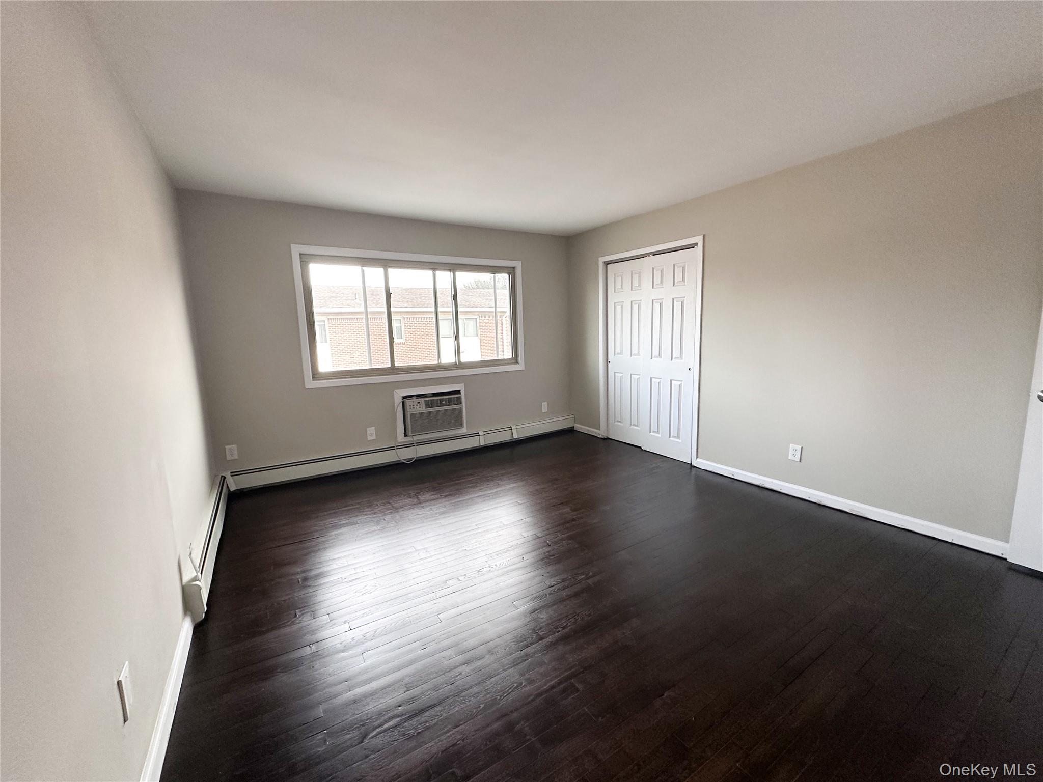 #17 photo, 2499 UNION Boulevard, Islip , NY 11751