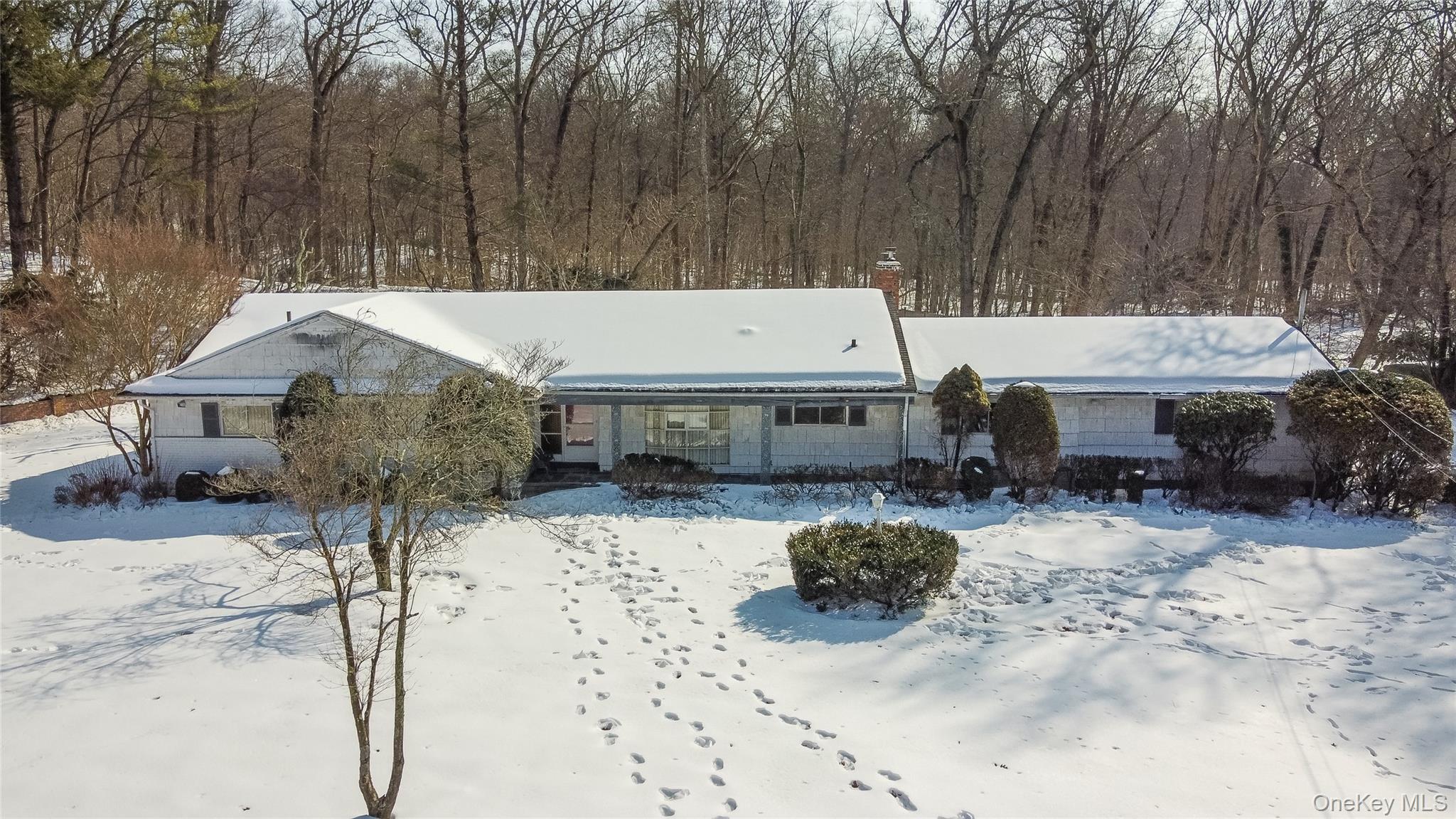 #7 photo, 22 Wenwood Drive, Glen Head , NY 11545