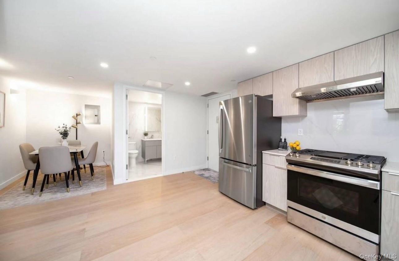 #3 photo, 136-80 41st Avenue, Flushing , NY 11355