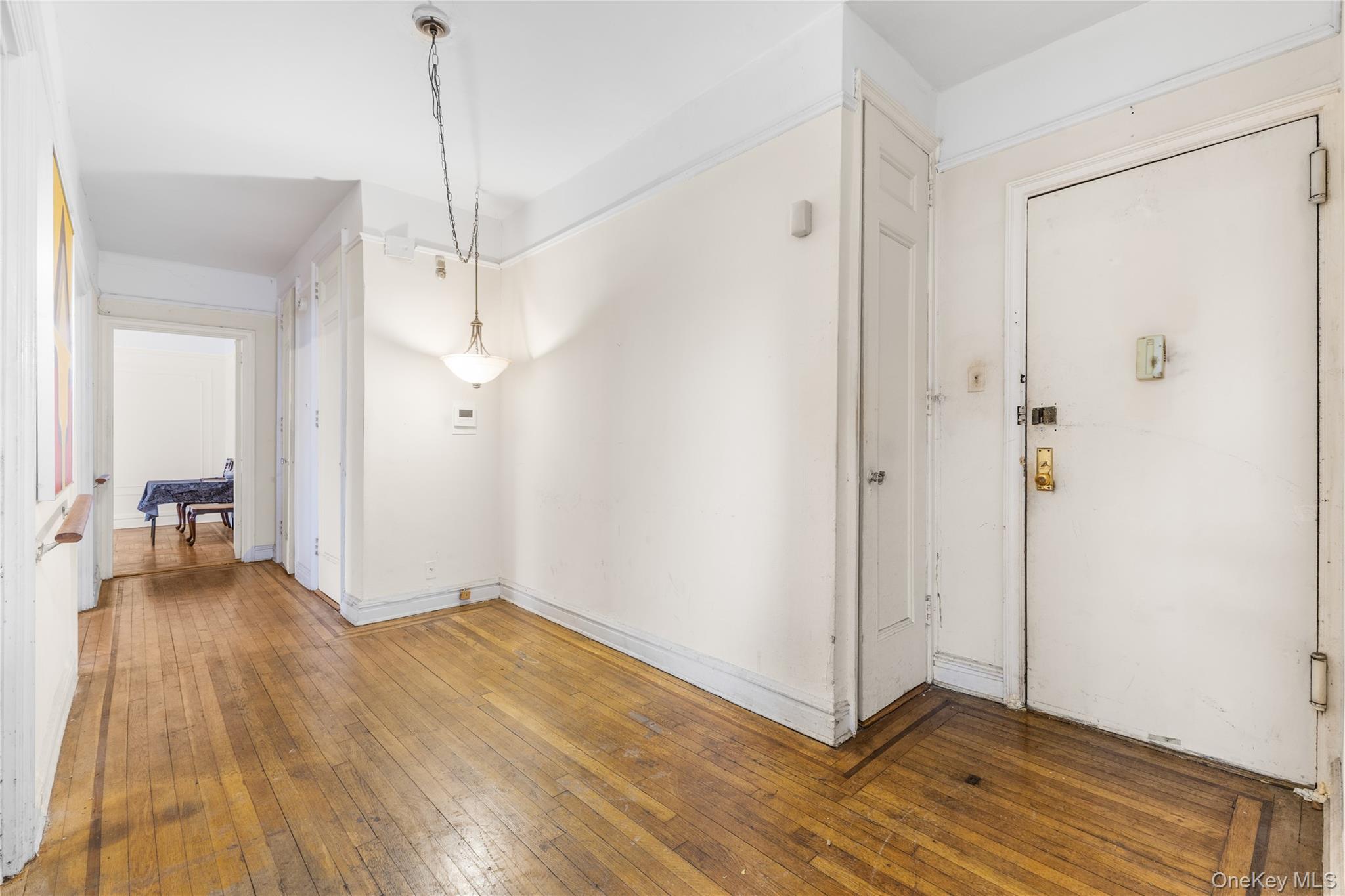 #17 photo, 850 Saint Marks Avenue, Brooklyn , NY 11213