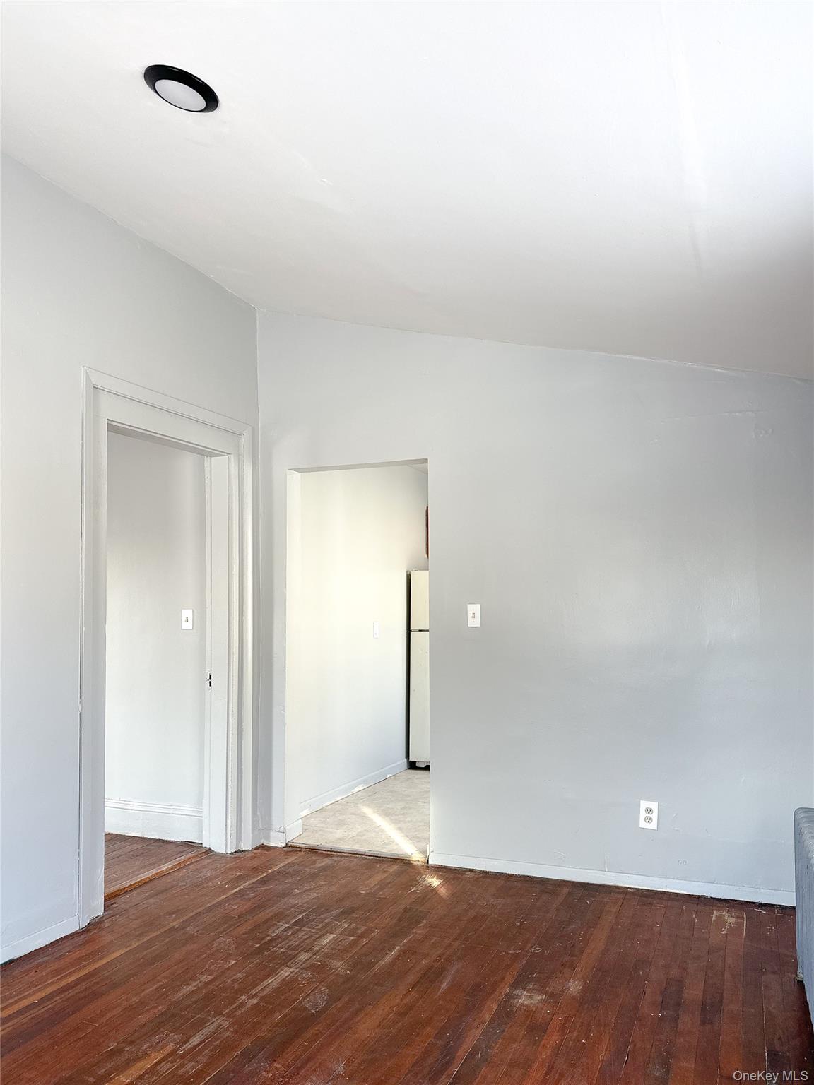 #7 photo, 545 Broadway, 纽约州 Monticello , NY 02701