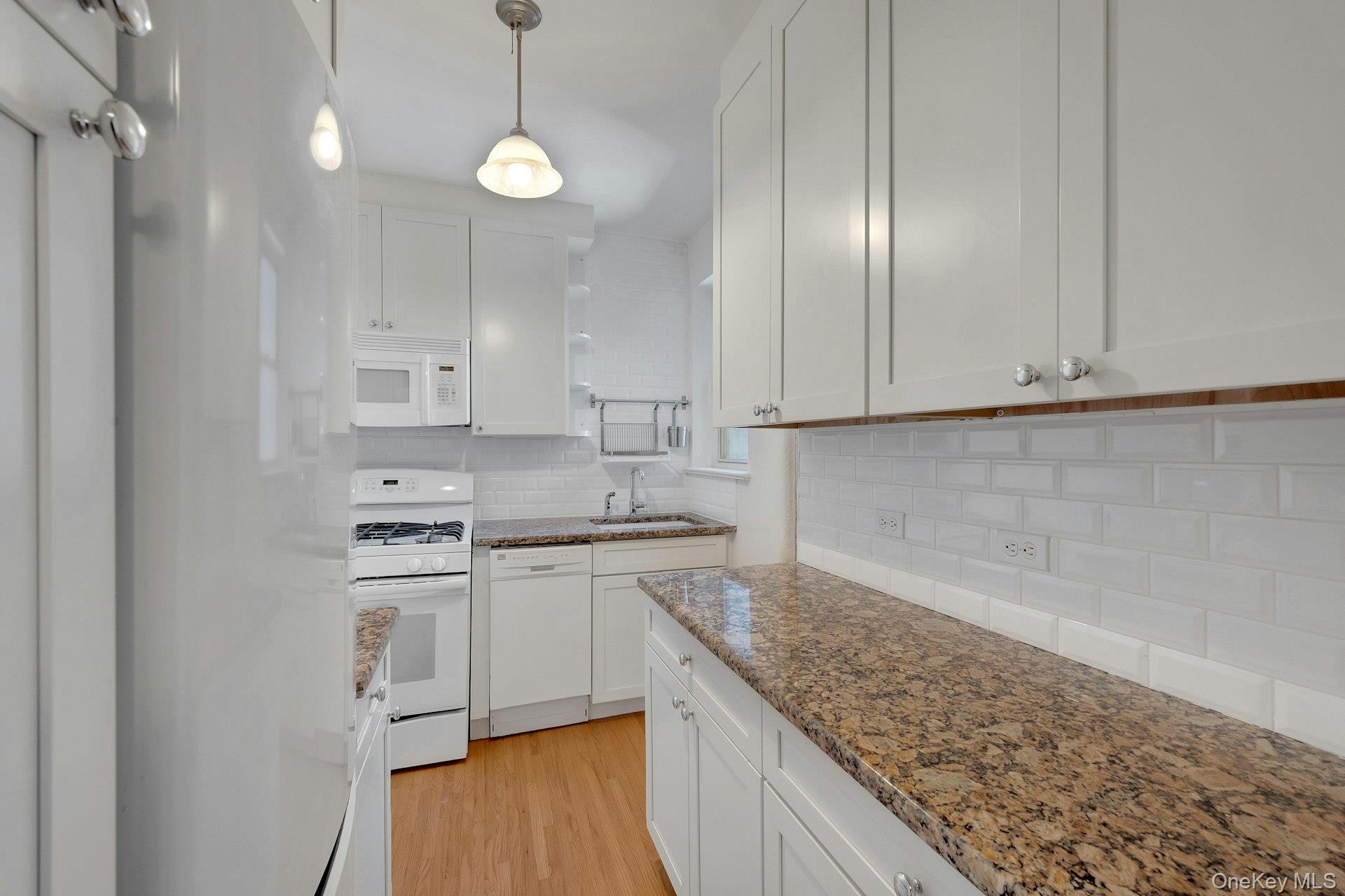 #3 photo, 640 W 231st Street, 布朗士 Bronx , NY 10463