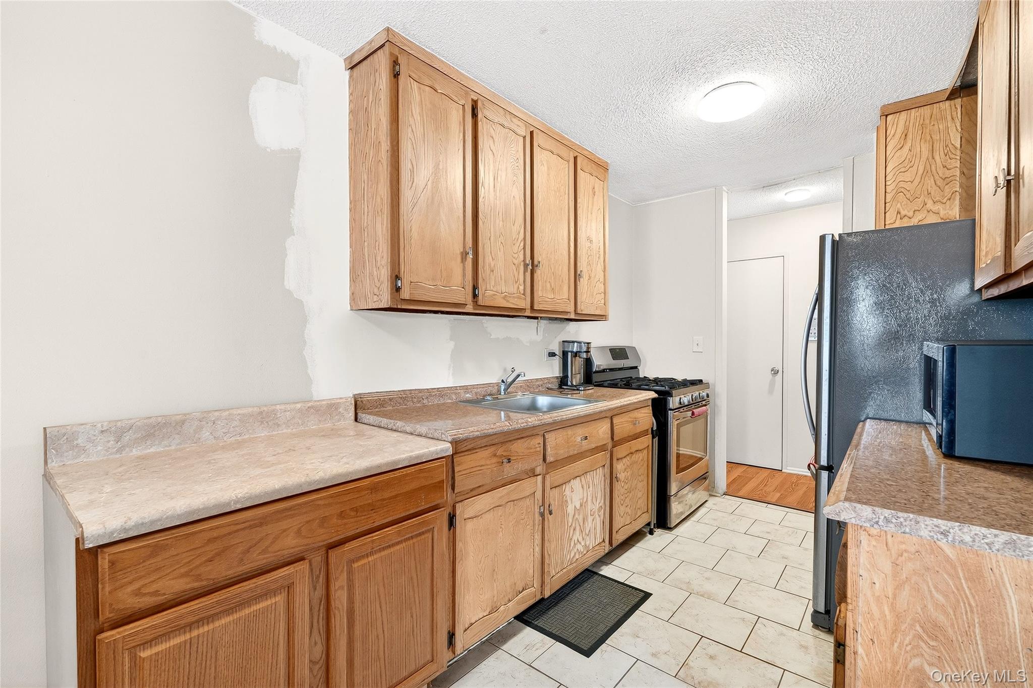 #13 photo, 1966 Newbold Avenue, 布朗士 Bronx , NY 10472