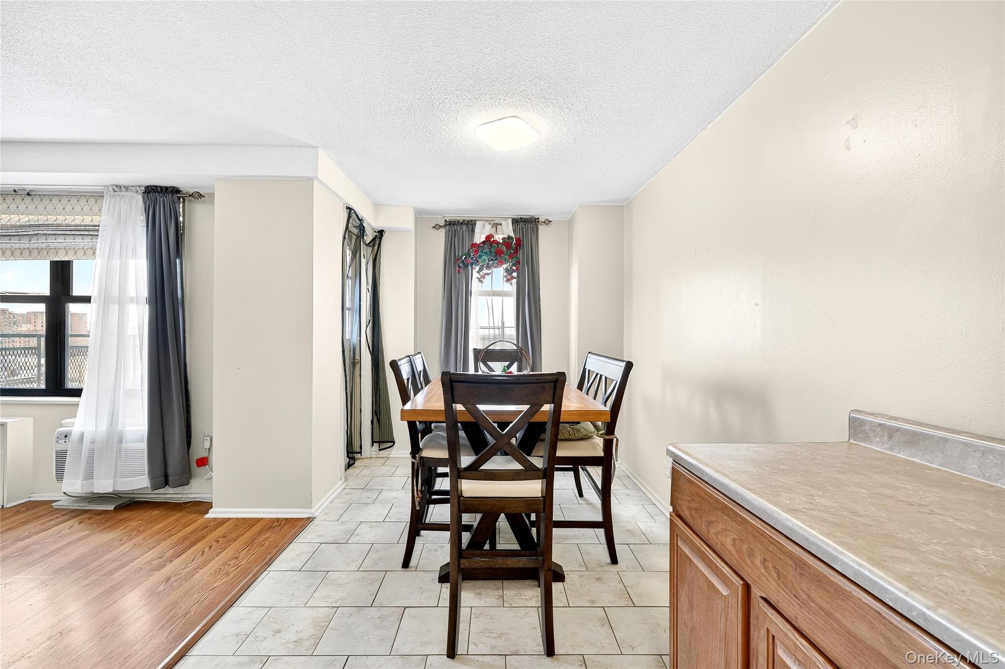 #15 photo, 1966 Newbold Avenue, 布朗士 Bronx , NY 10472