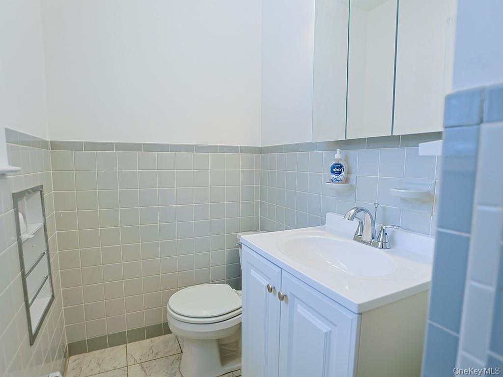 #18 photo, 8 Wood Terrace, Newburgh , NY 12550