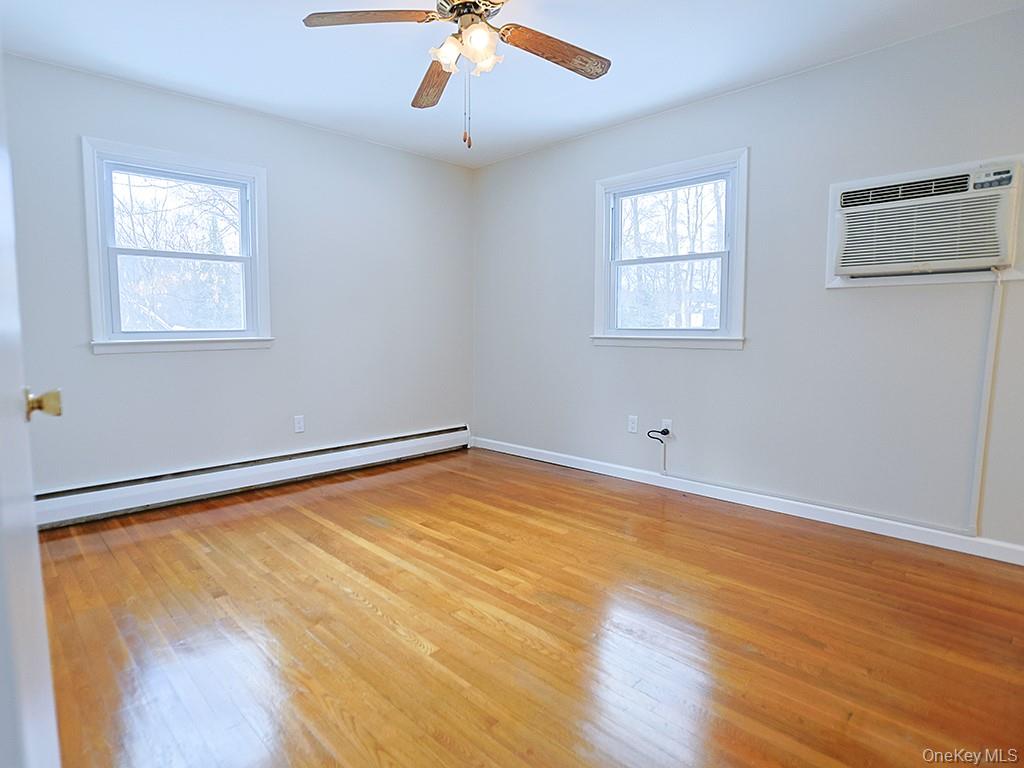 #20 photo, 8 Wood Terrace, Newburgh , NY 12550