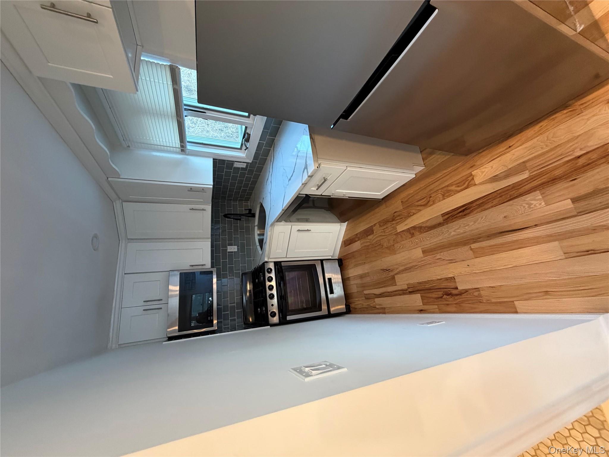 #4 photo, Hampton Bays, Hampton Bays , NY 11946