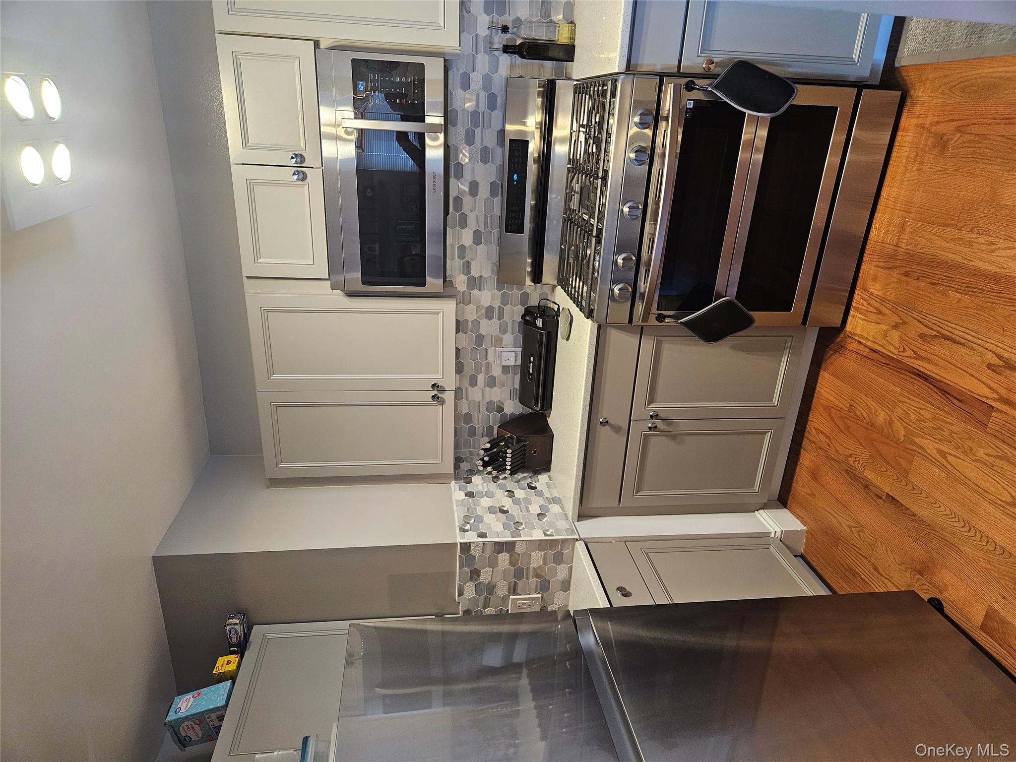 #2 photo, 20 Lexington Hill, Harriman , NY 10926