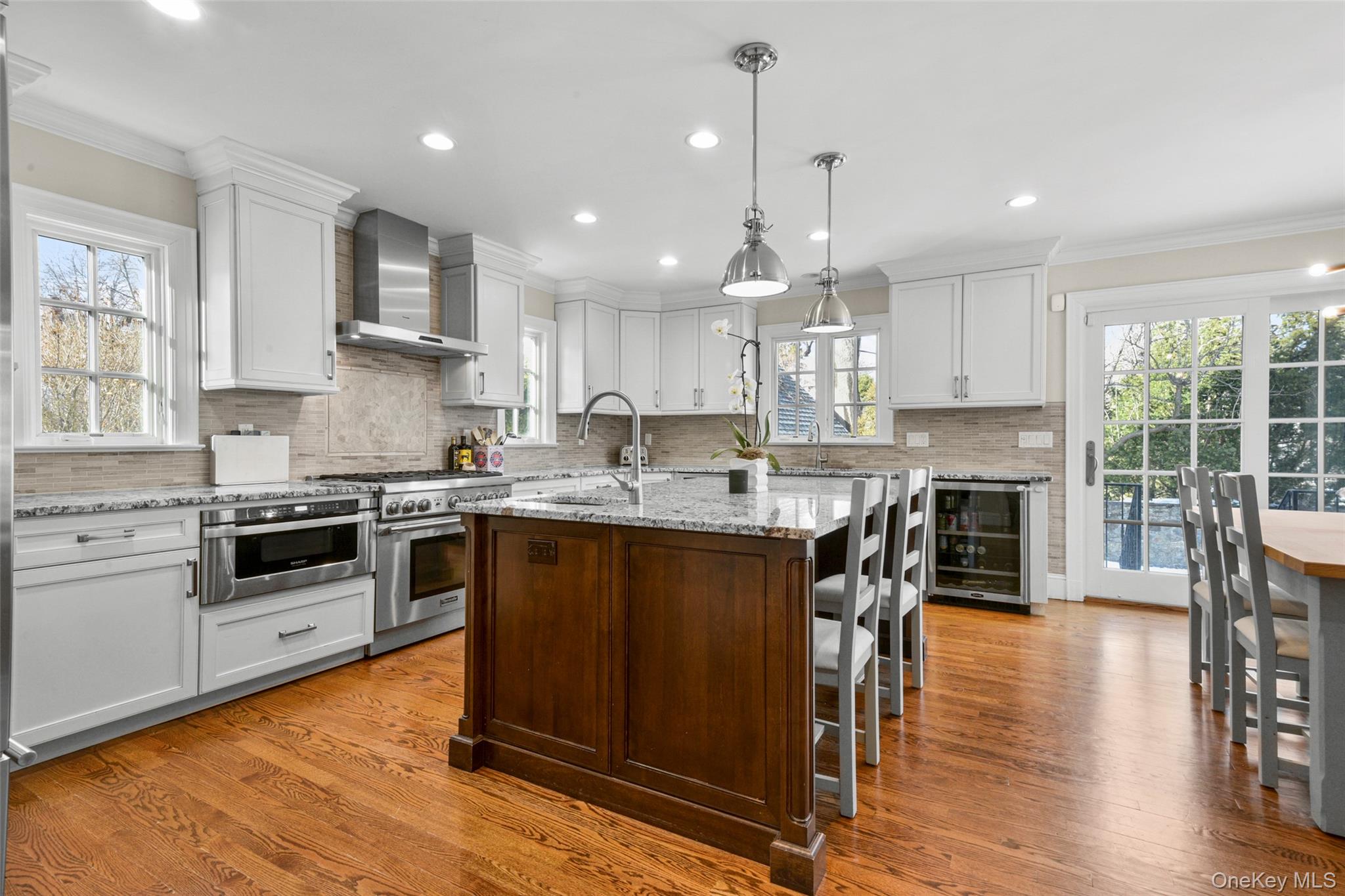 #13 photo, 23 Lyons Place, Larchmont , NY 10538