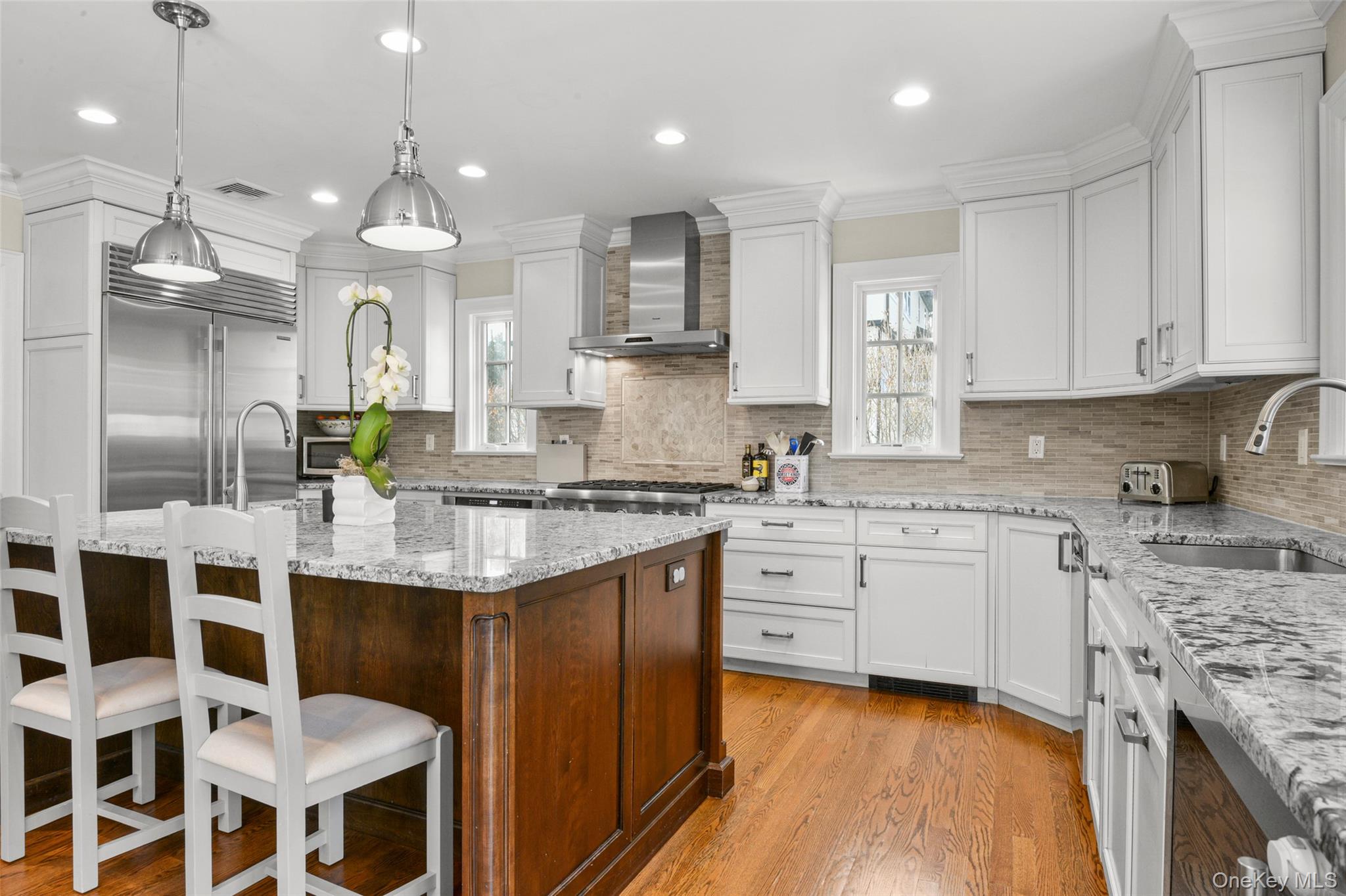 #14 photo, 23 Lyons Place, Larchmont , NY 10538