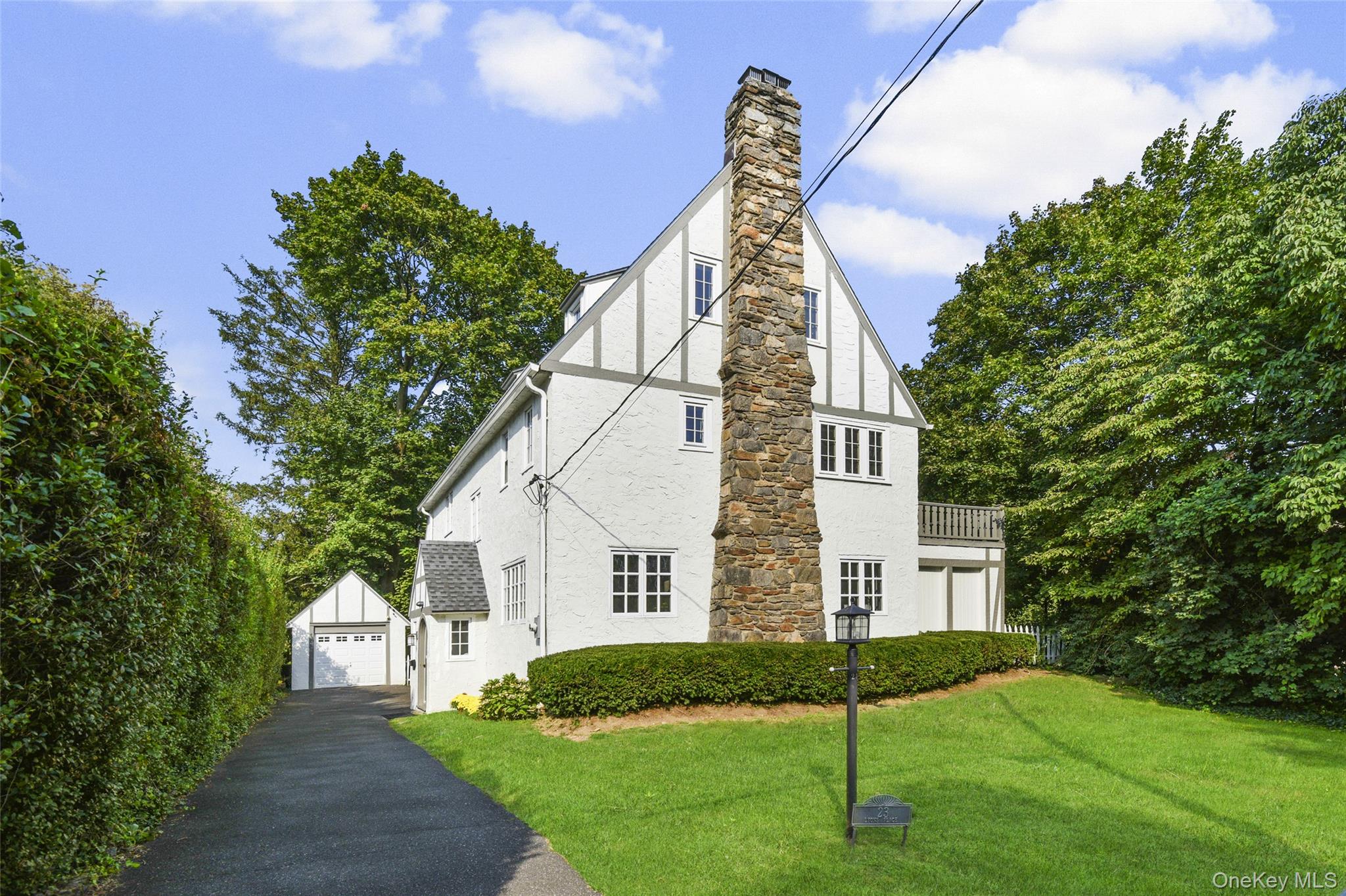 #2 photo, 23 Lyons Place, Larchmont , NY 10538