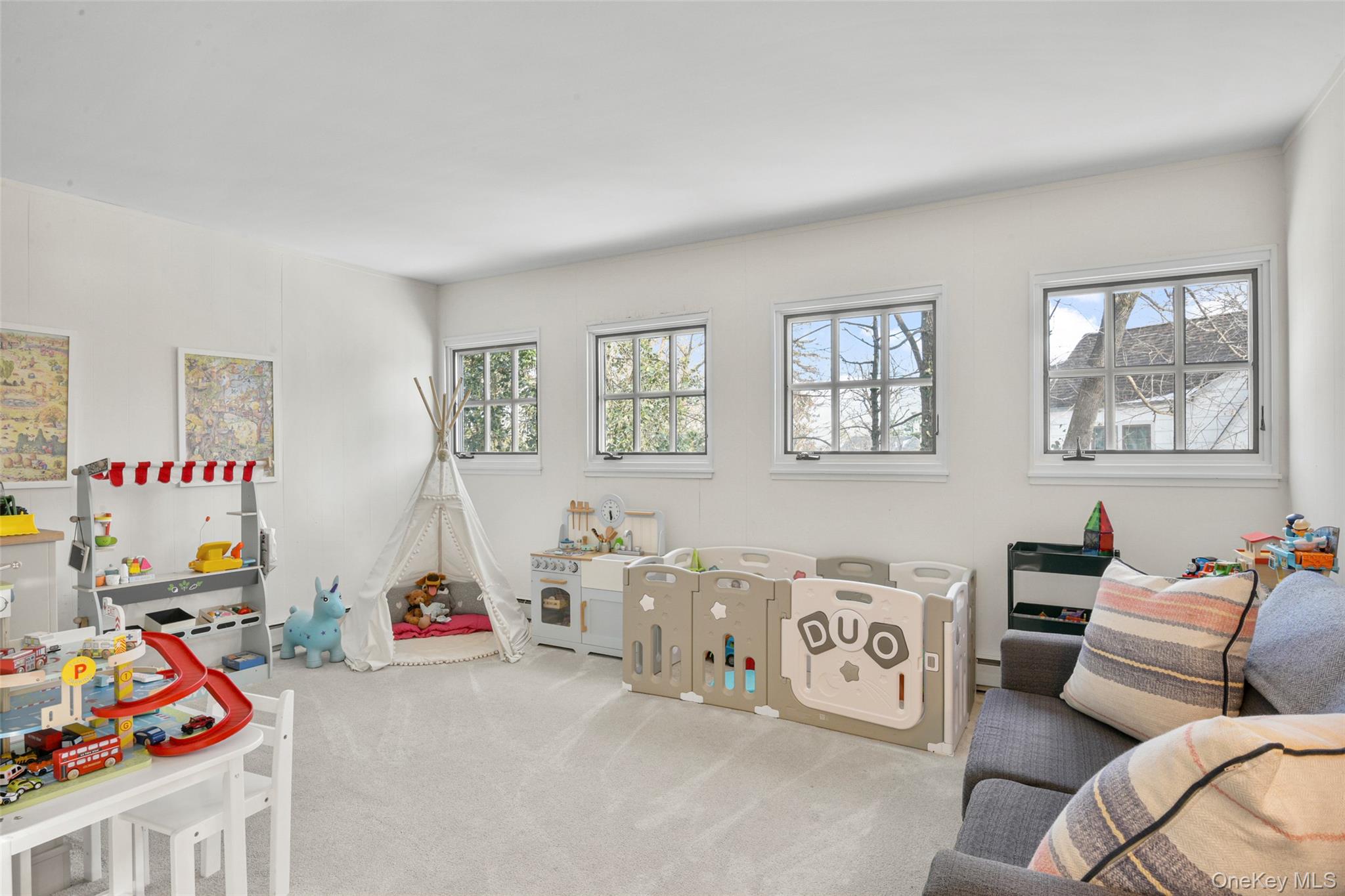 #8 photo, 23 Lyons Place, Larchmont , NY 10538