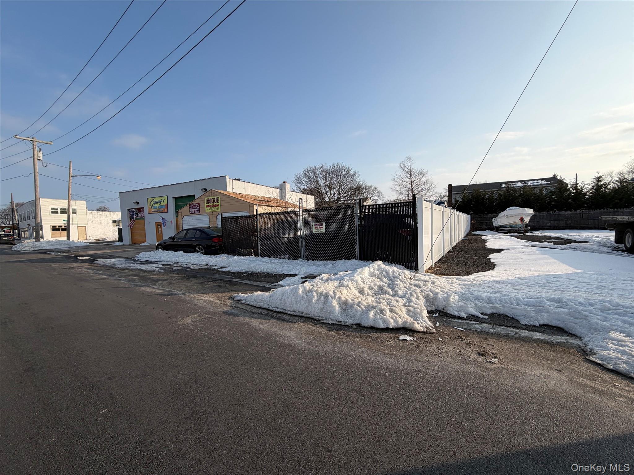 #4 photo, 620 Shore Road, Lindenhurst , NY 11757