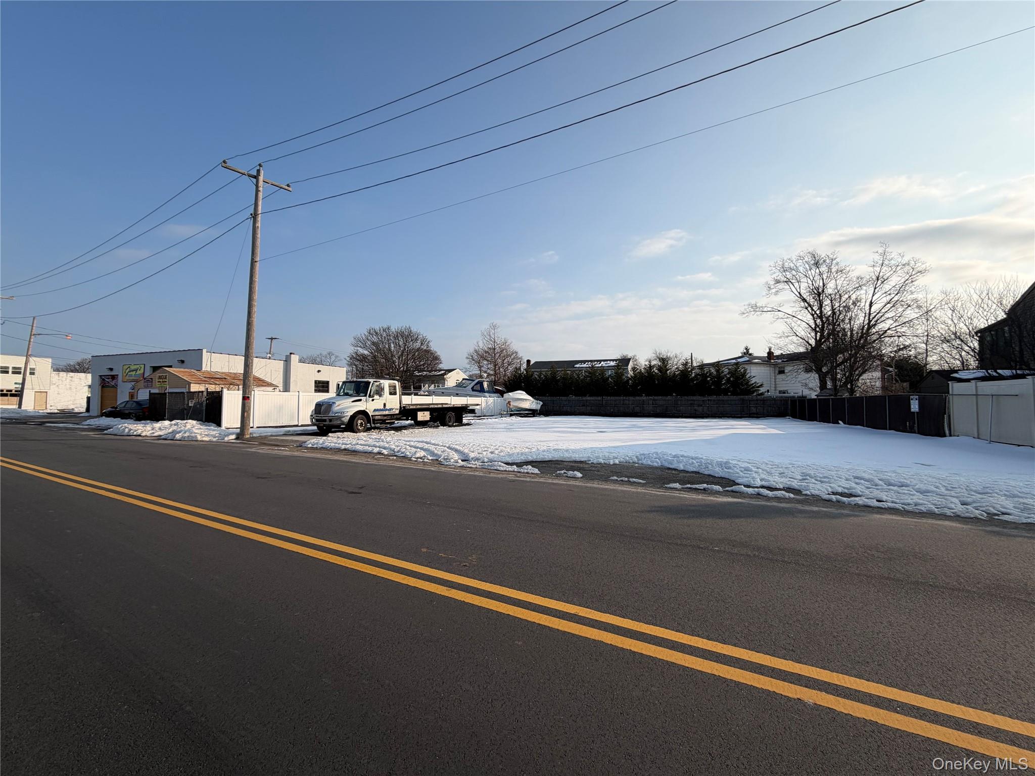 #6 photo, 620 Shore Road, Lindenhurst , NY 11757