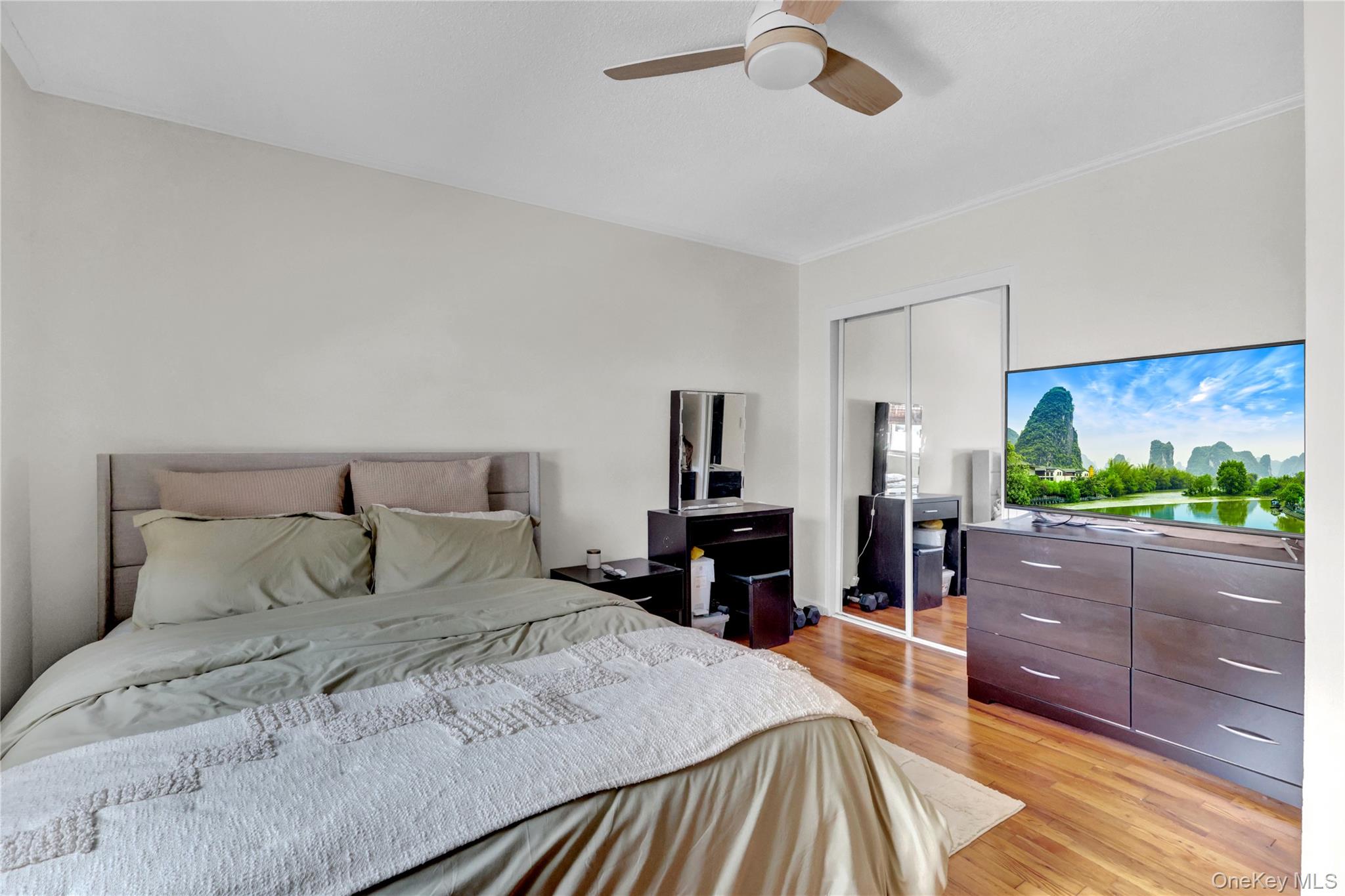 #12 photo, 65 W Broadway, Long Beach , NY 11561