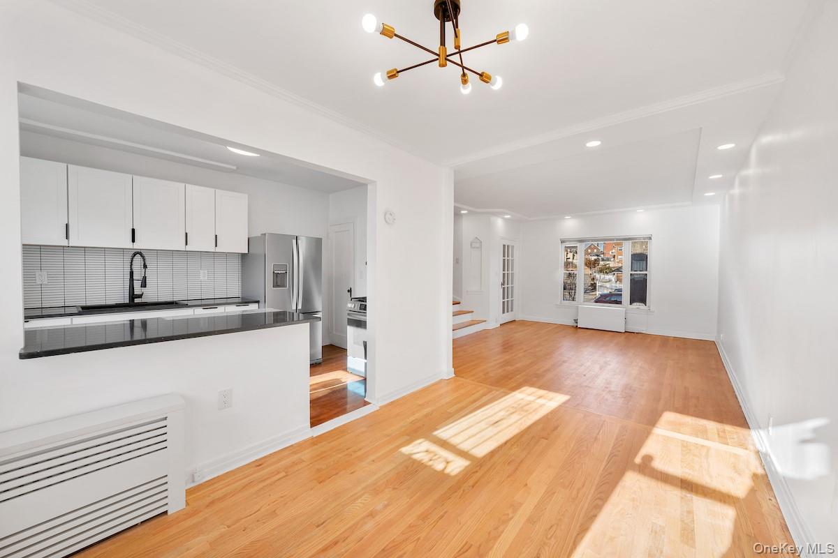 #4 photo, 8256 Eliot Avenue, Middle Village , NY 11379