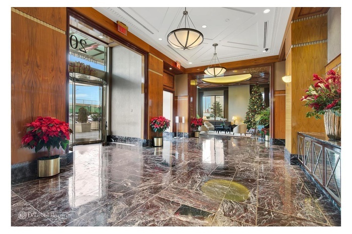 #14 photo, 200 Riverside Boulevard, Lincoln Square , NY 10069