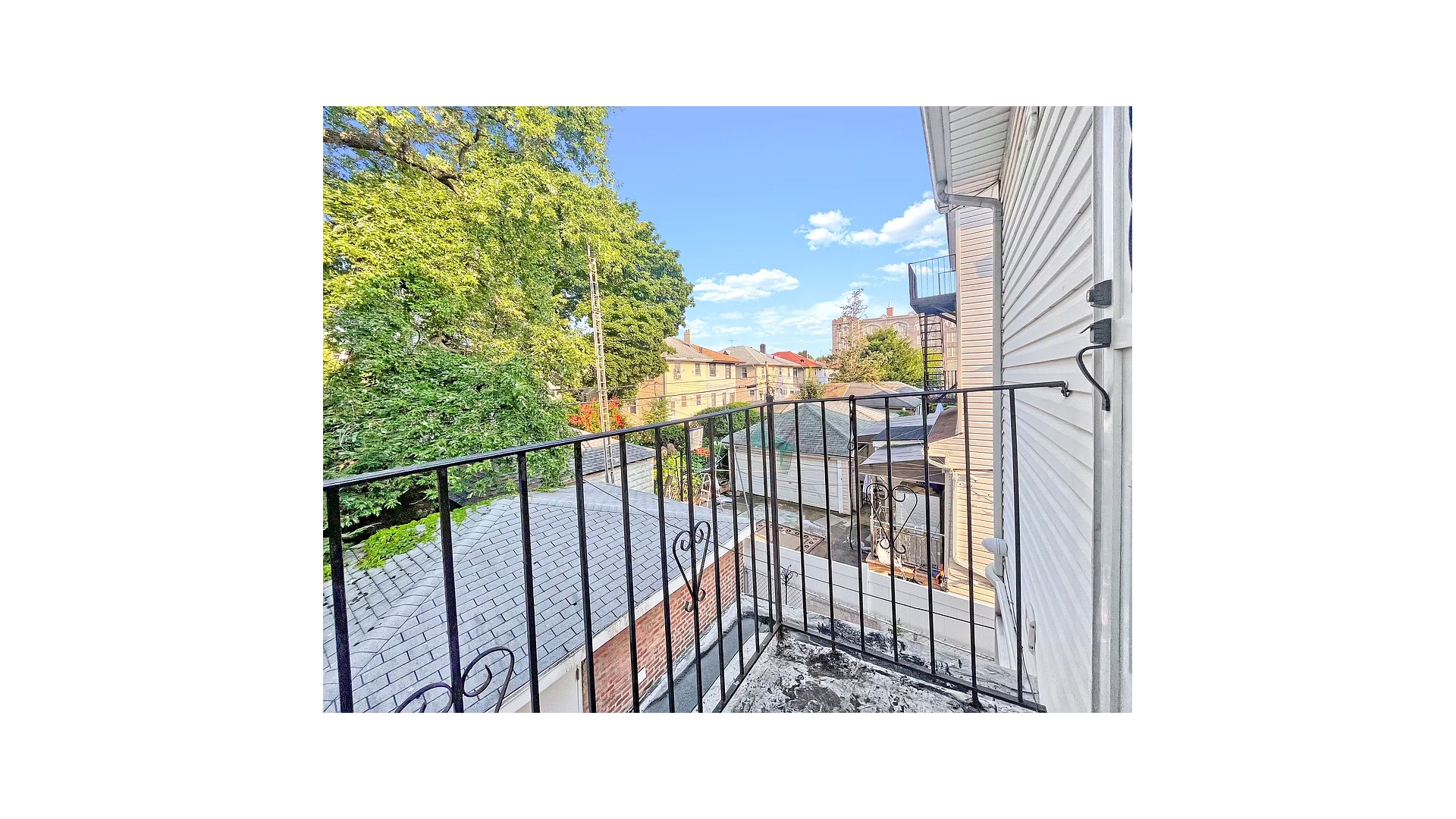 #13 photo, 405 E 2ND Street, Kensington , NY 11218