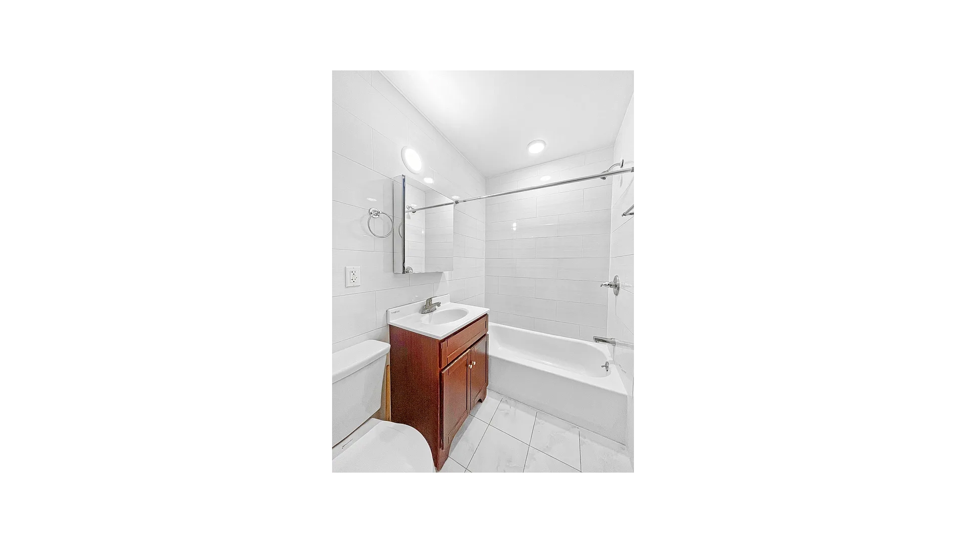 #14 photo, 405 E 2ND Street, Kensington , NY 11218