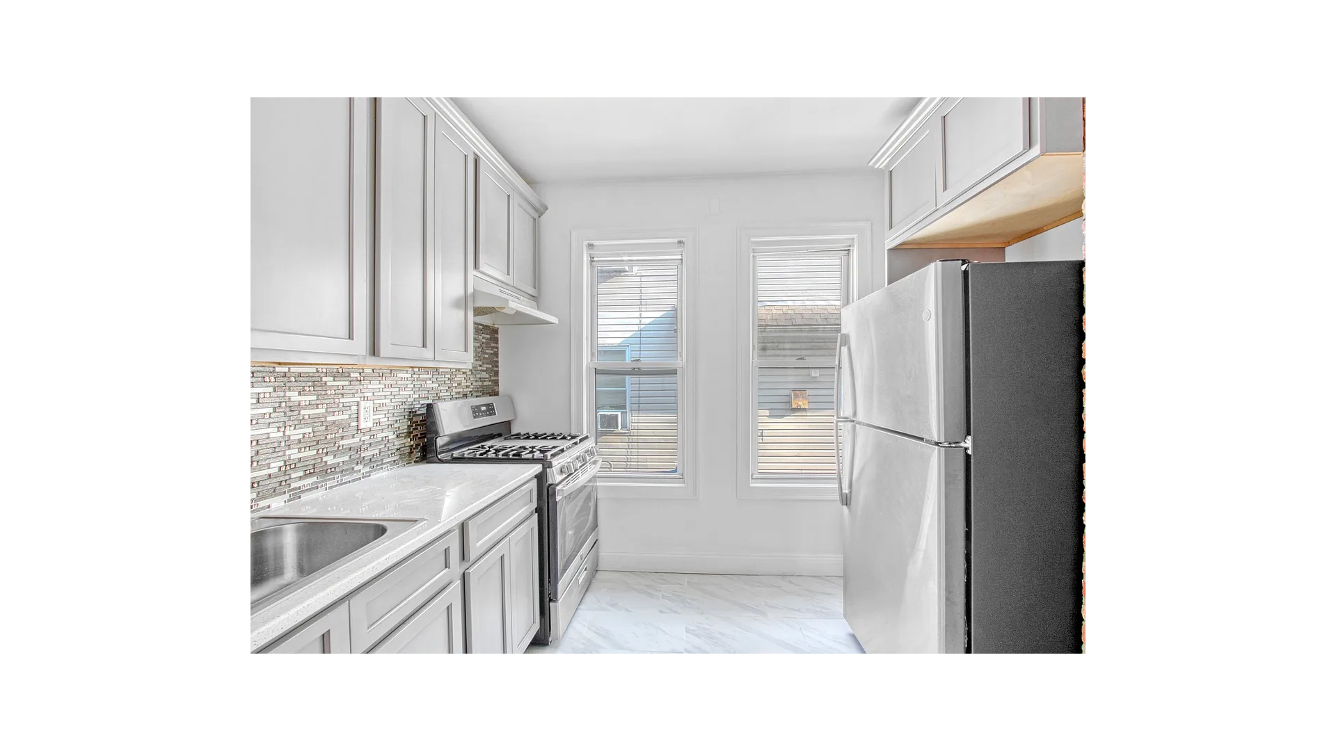 #6 photo, 405 E 2ND Street, Kensington , NY 11218