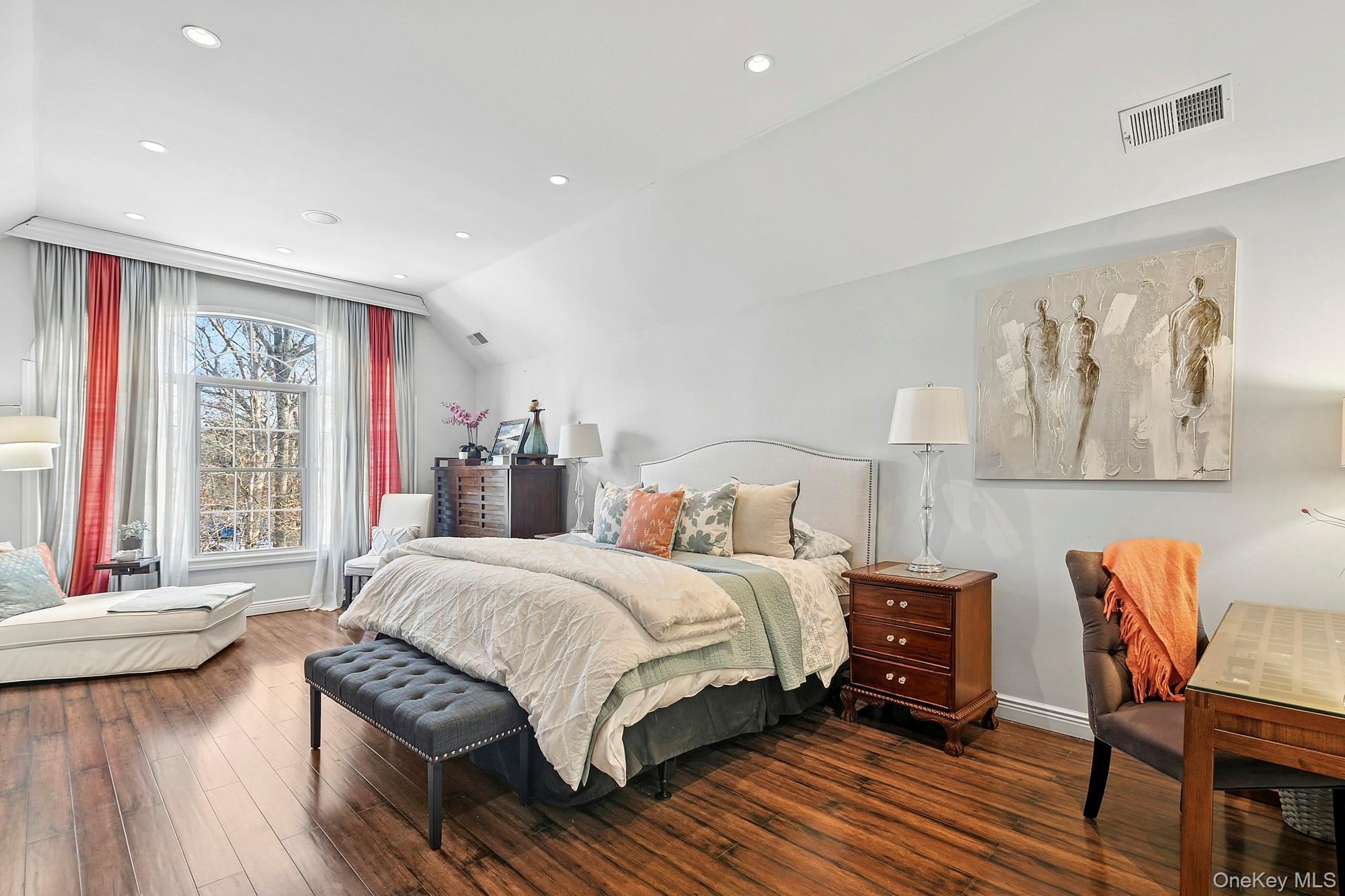 #9 photo, 6 Dogwood Street, East Quogue , NY 11942