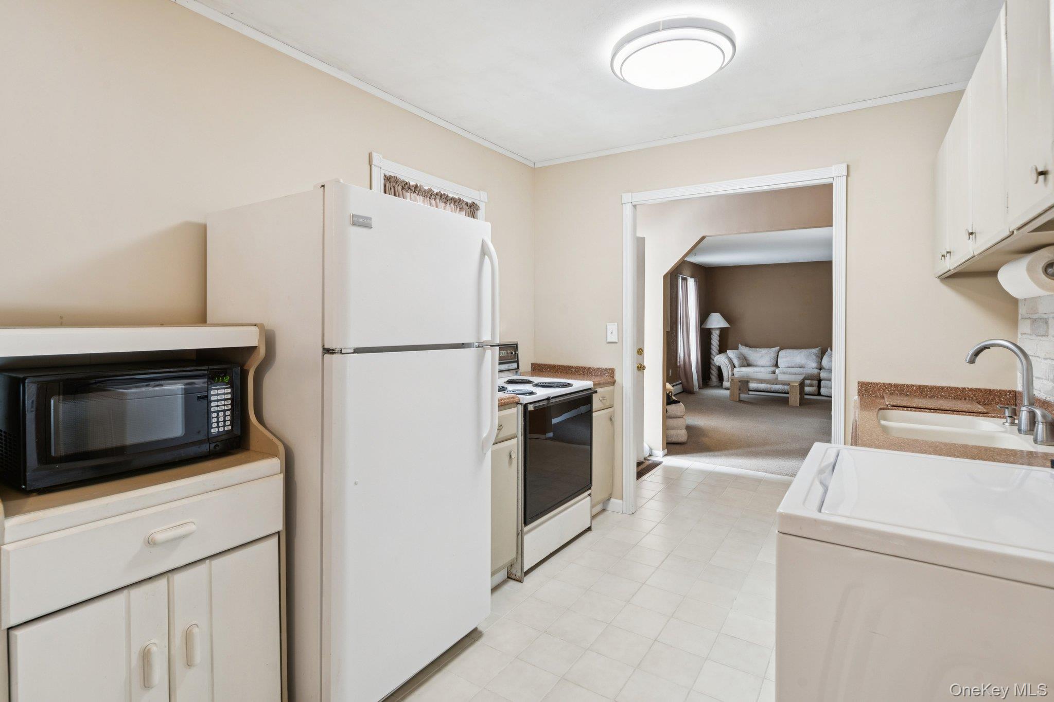 #14 photo, 7 Joni Drive, Mount Sinai , NY 11766