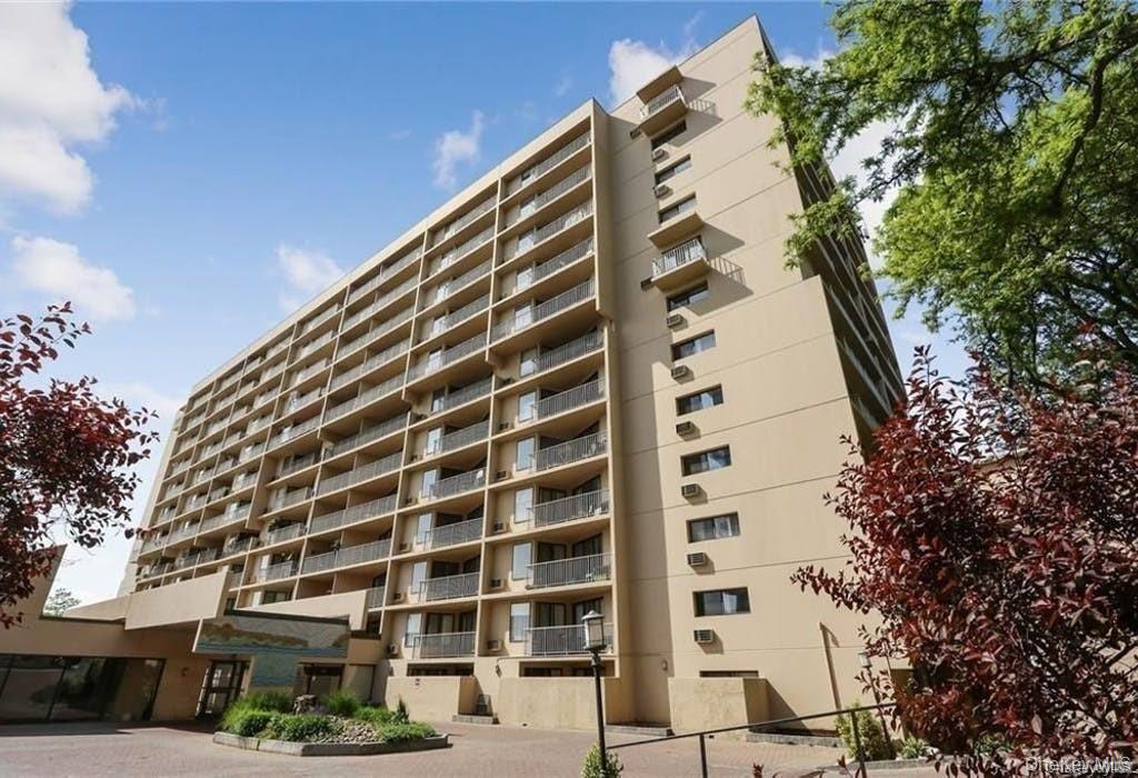 #2 photo, 1155 Warburton Avenue, Yonkers , NY 10701