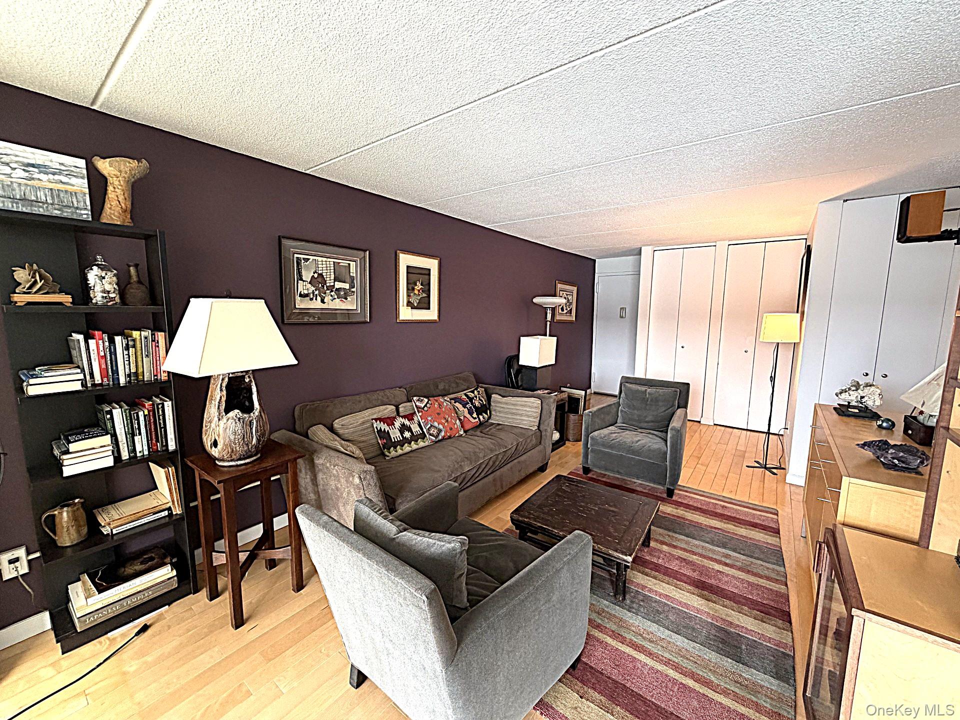 #20 photo, 1155 Warburton Avenue, Yonkers , NY 10701