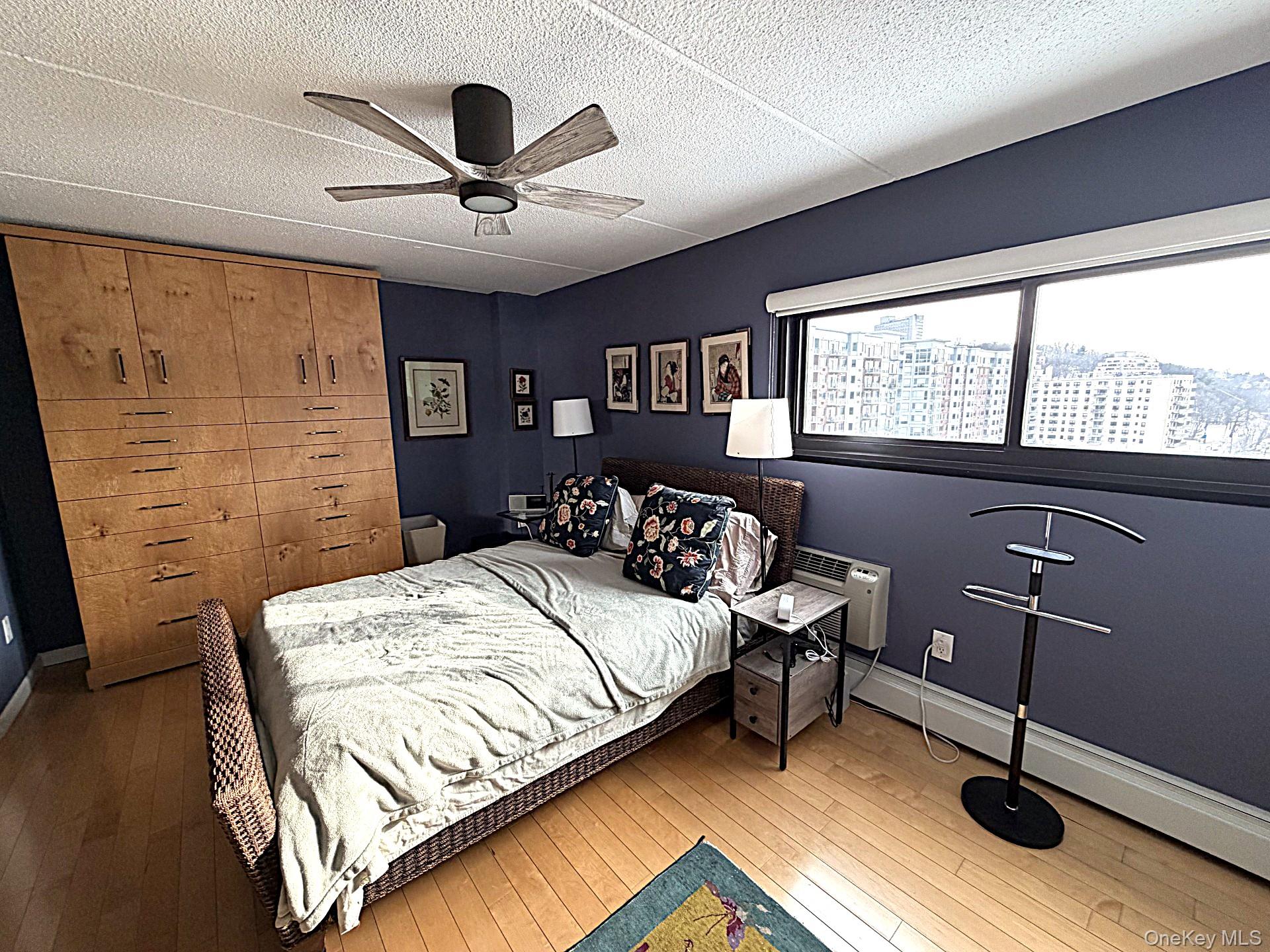 #9 photo, 1155 Warburton Avenue, Yonkers , NY 10701