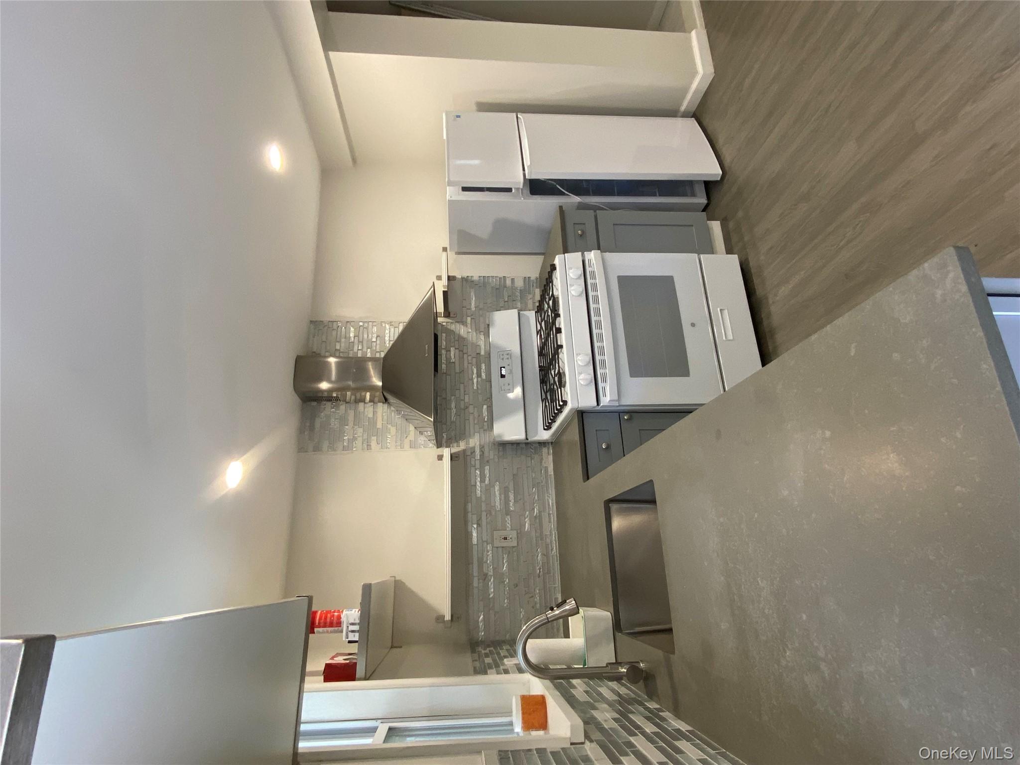 #3 photo, 32 Zimmer Drive, Sparrowbush , NY 12780