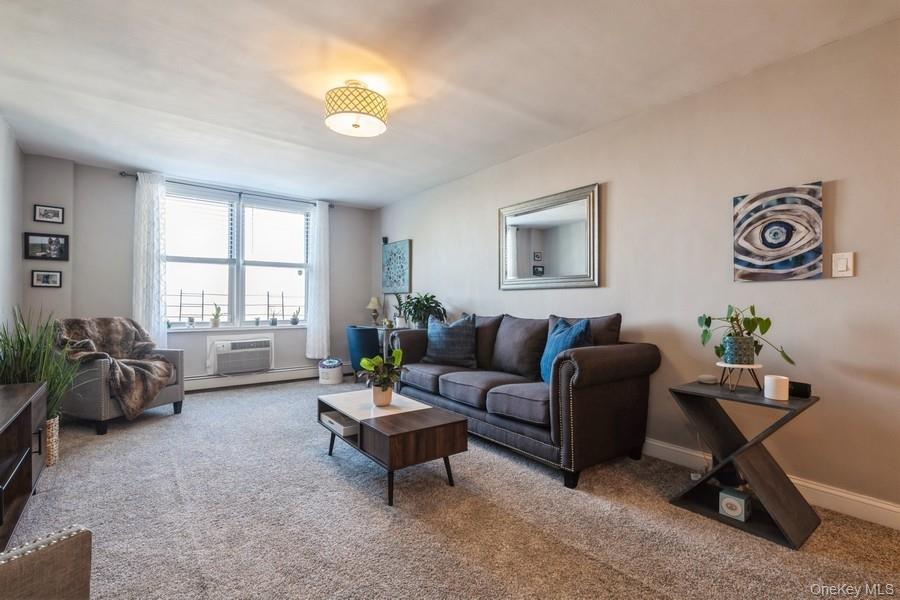 #11 photo, 54-40 Little Neck Parkway, Little Neck , NY 11362