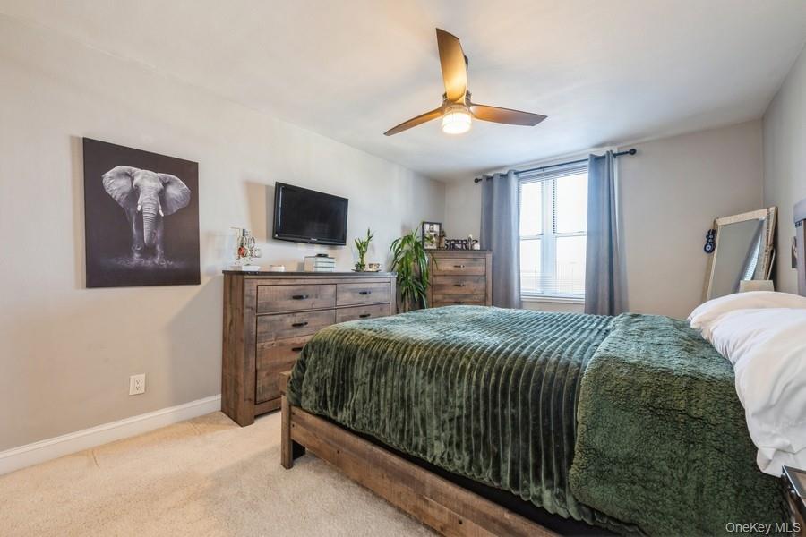 #16 photo, 54-40 Little Neck Parkway, Little Neck , NY 11362