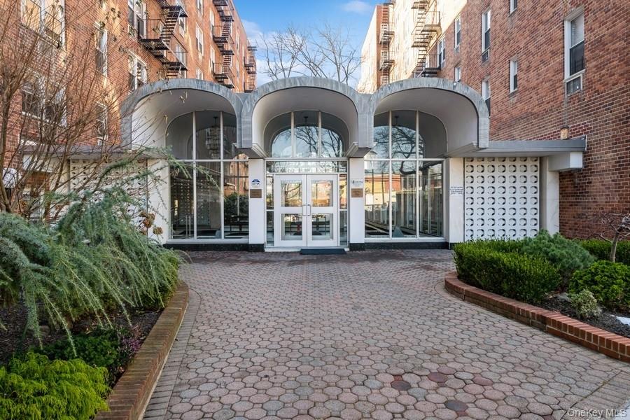 #3 photo, 54-40 Little Neck Parkway, Little Neck , NY 11362