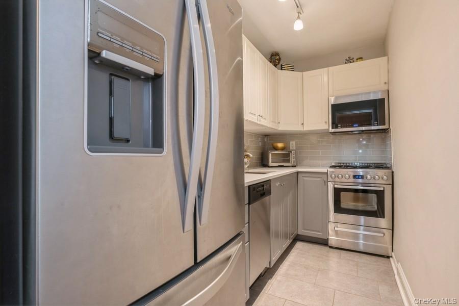 #9 photo, 54-40 Little Neck Parkway, Little Neck , NY 11362