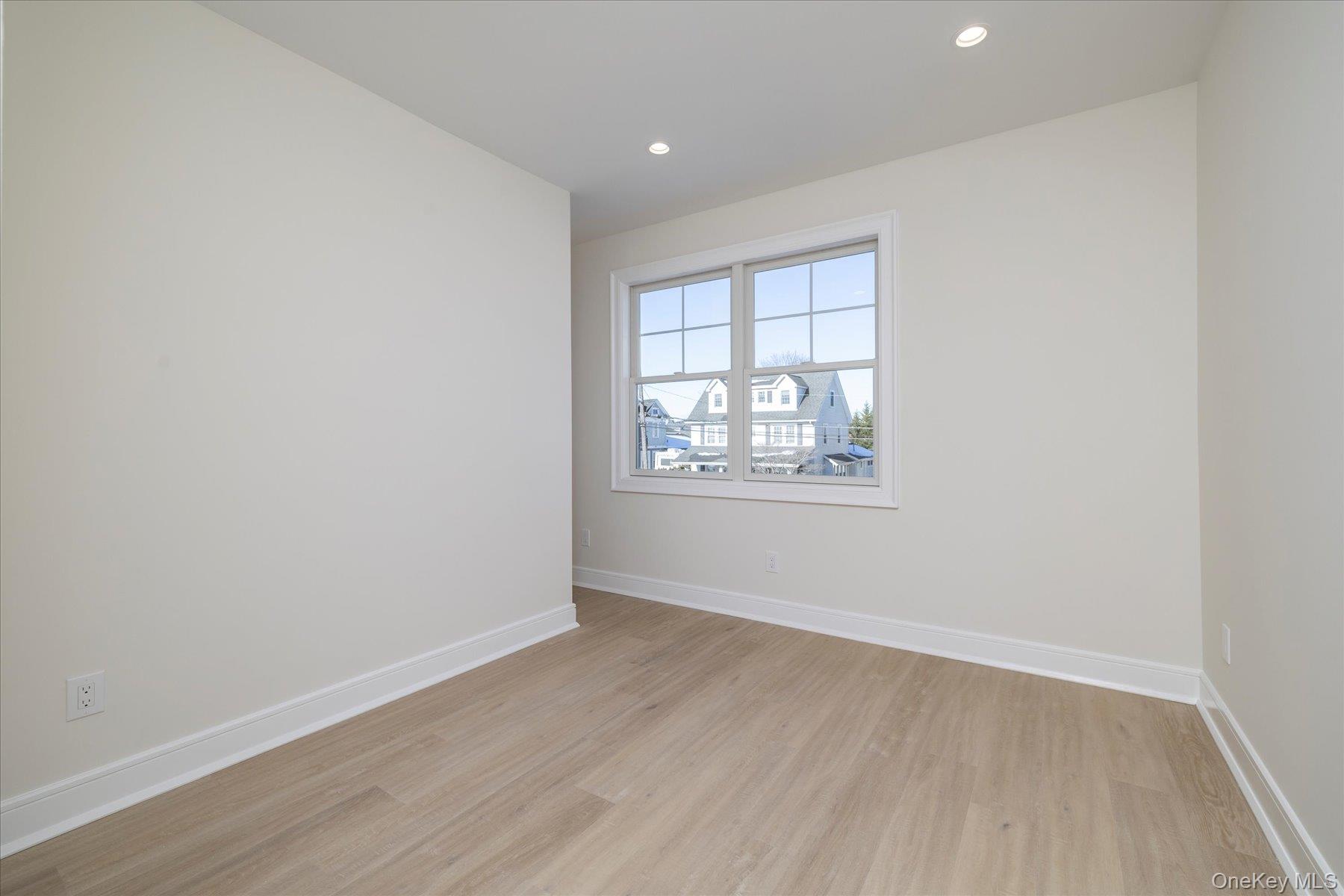 #11 photo, 8 1st Street, Lynbrook , NY 11563