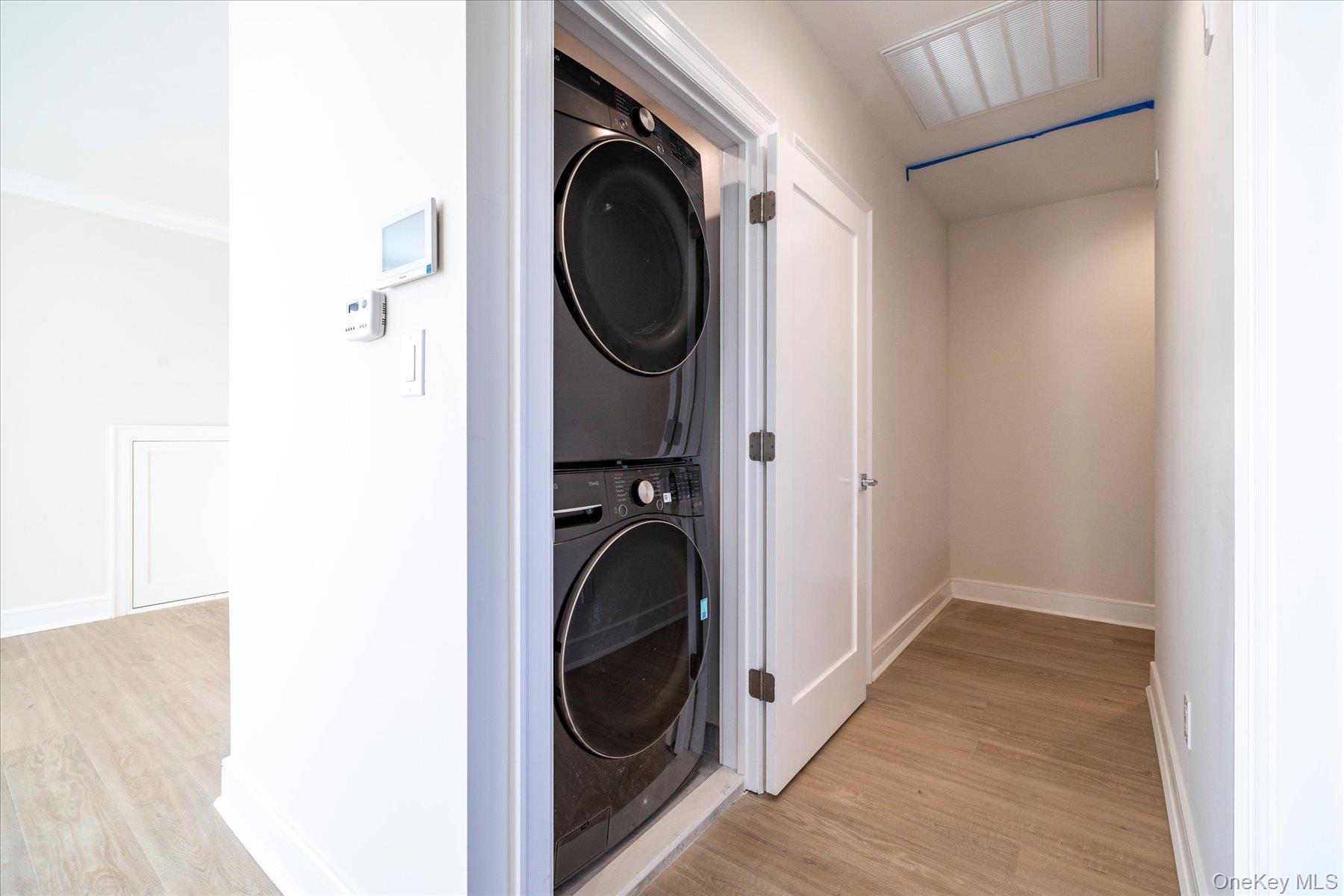 #14 photo, 8 1st Street, Lynbrook , NY 11563