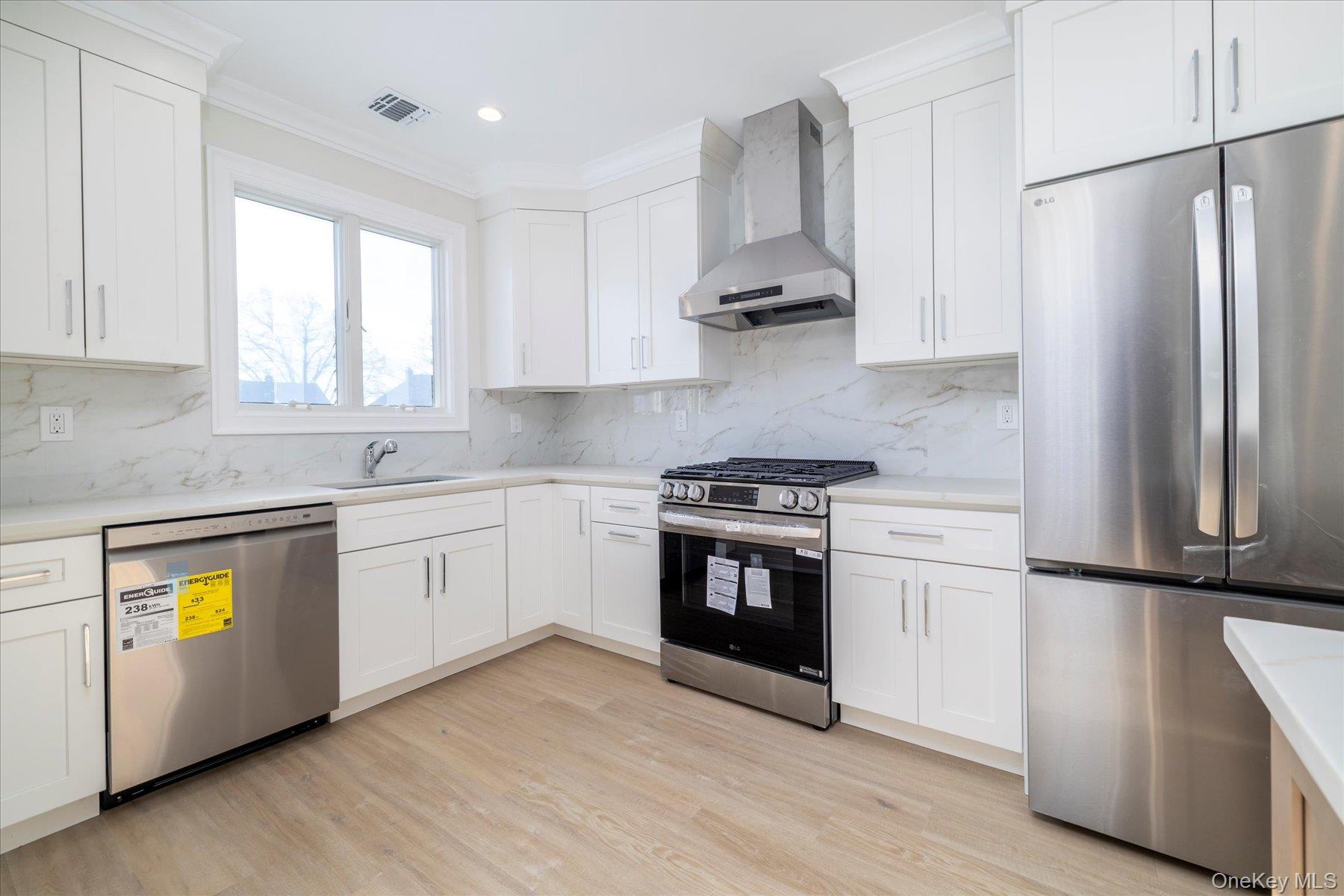 #8 photo, 8 1st Street, Lynbrook , NY 11563